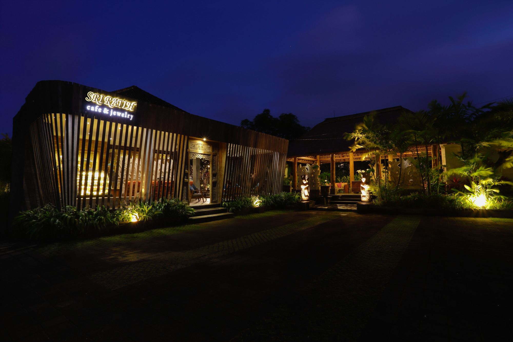 Sri Ratih Cottages