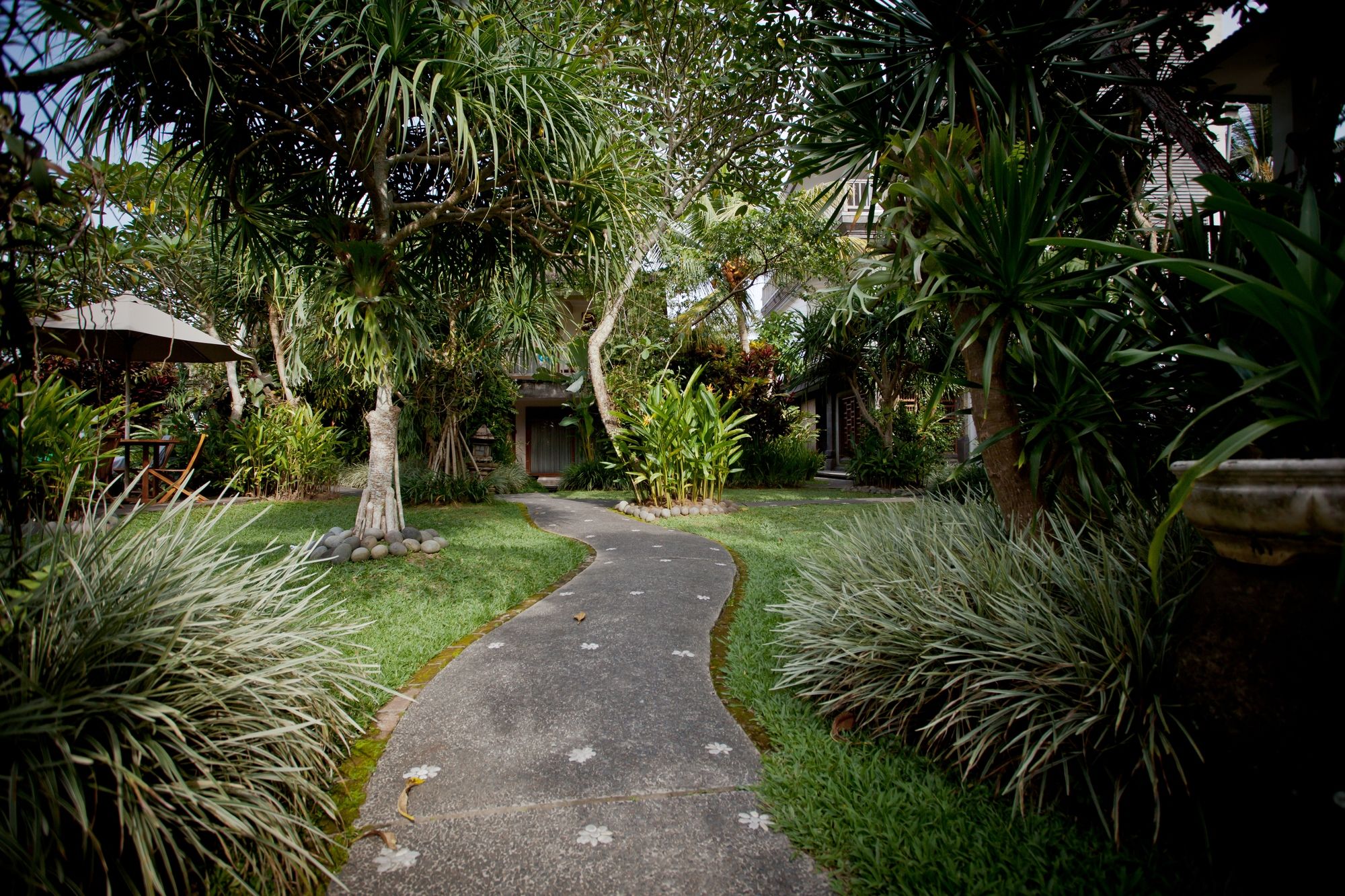 Sri Ratih Cottages
