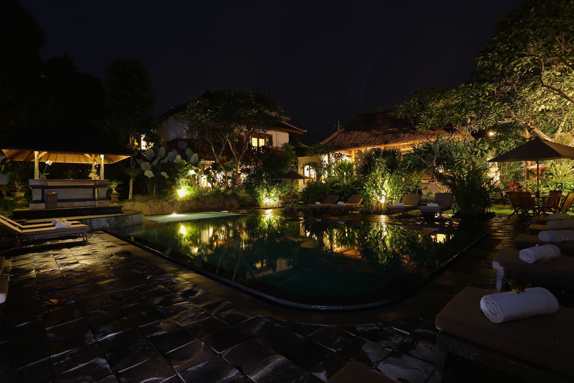 Sri Ratih Cottages