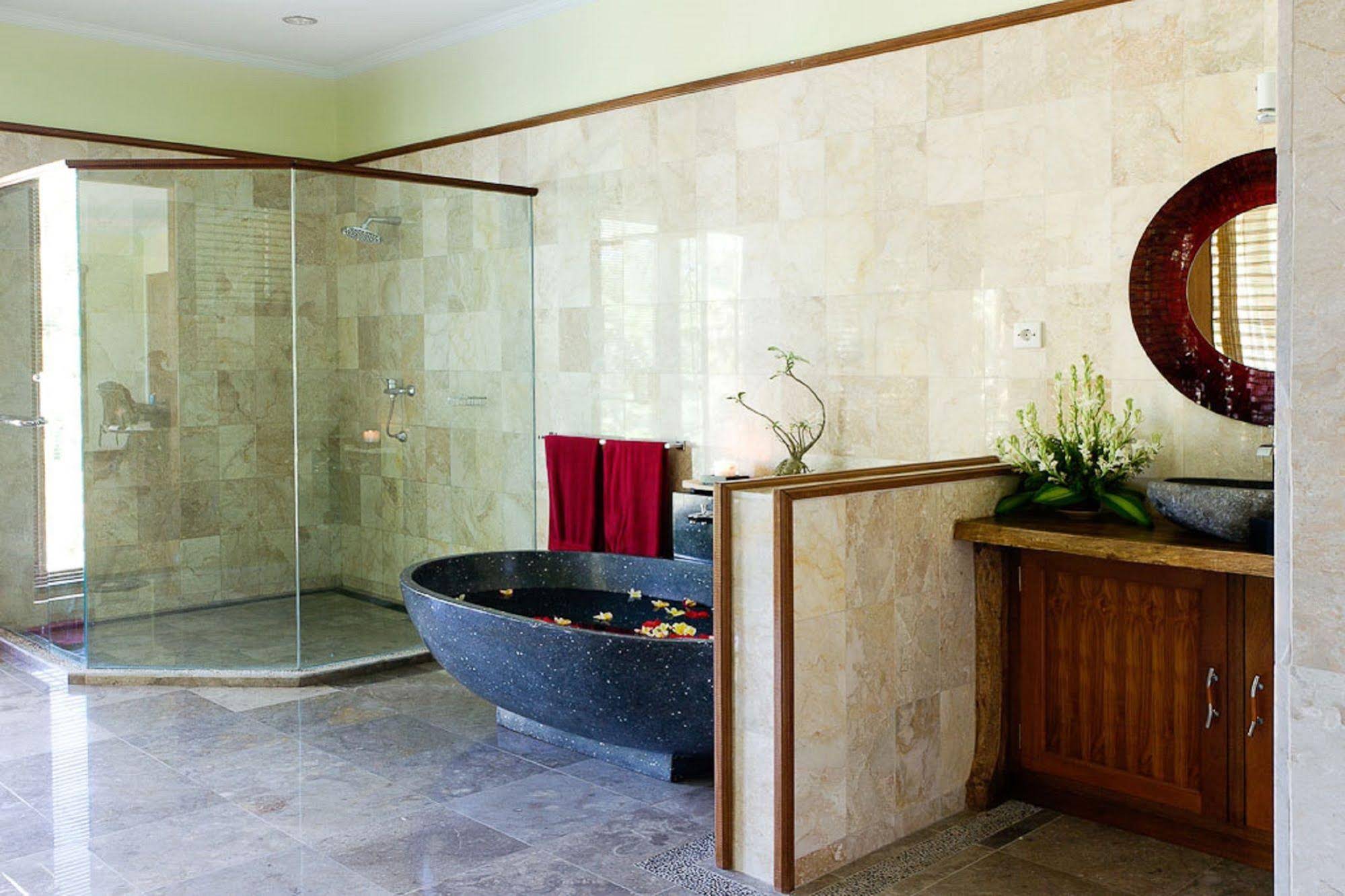 Suara Air Luxury Villas