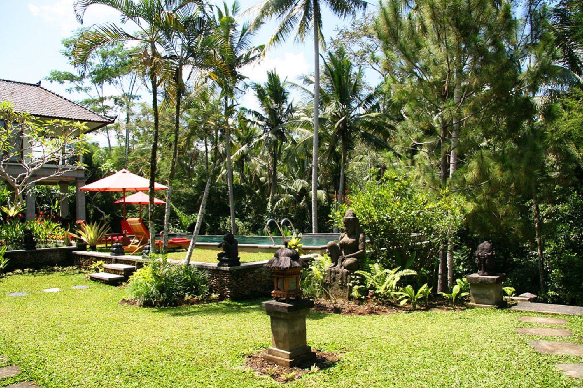 Suara Air Luxury Villas
