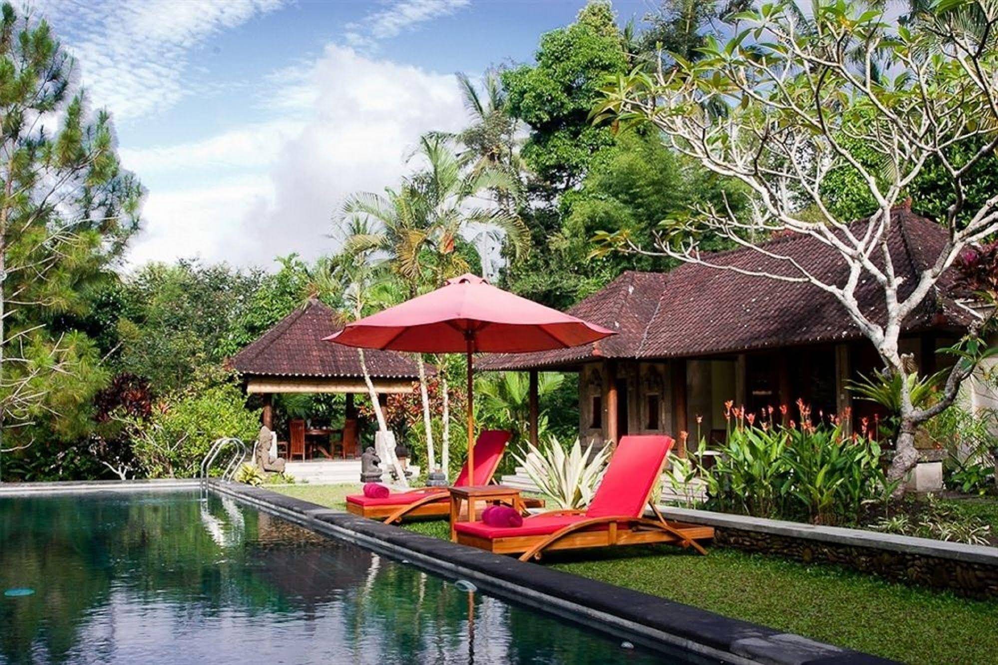 Suara Air Luxury Villas