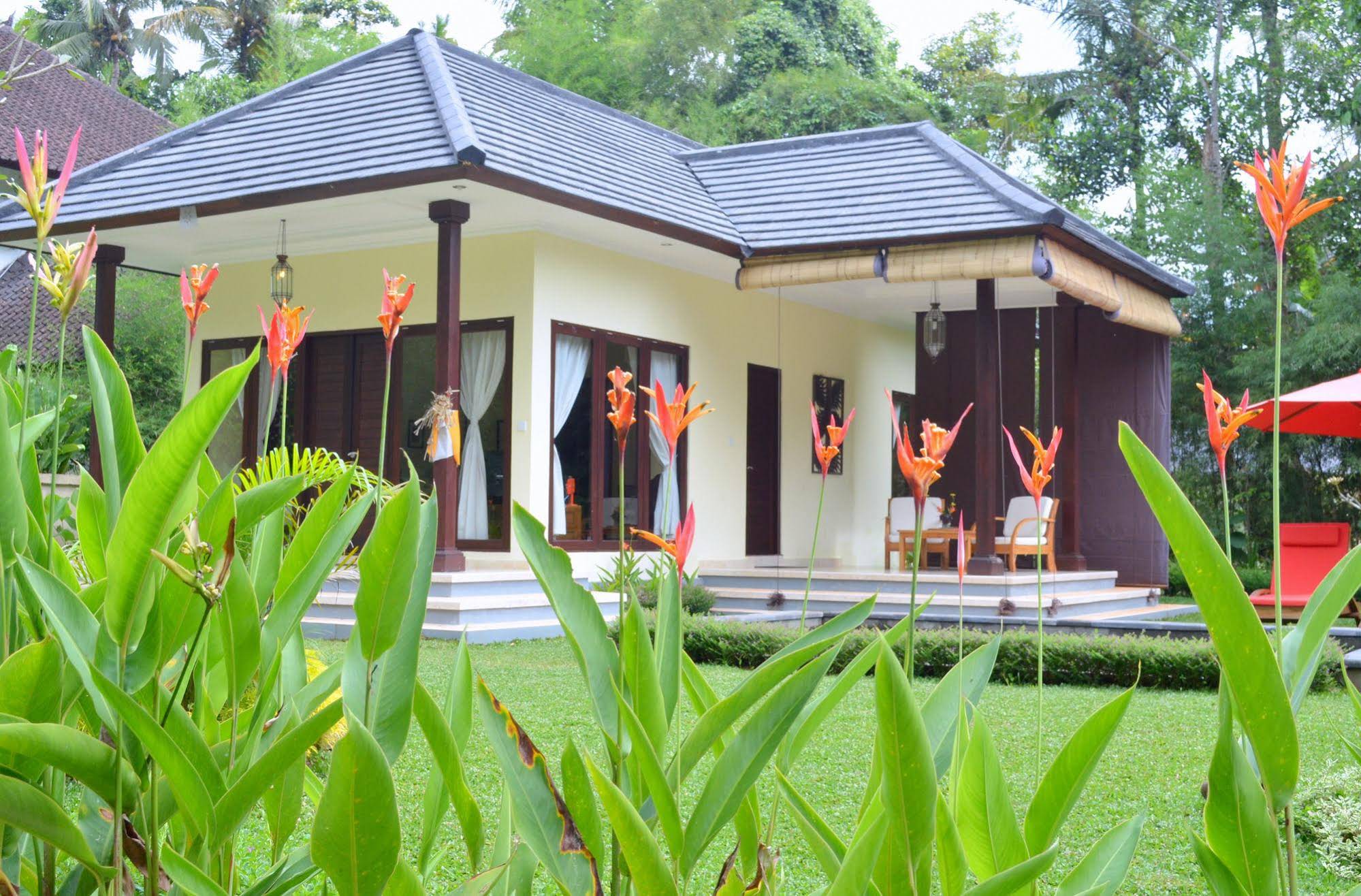 Suara Air Luxury Villas