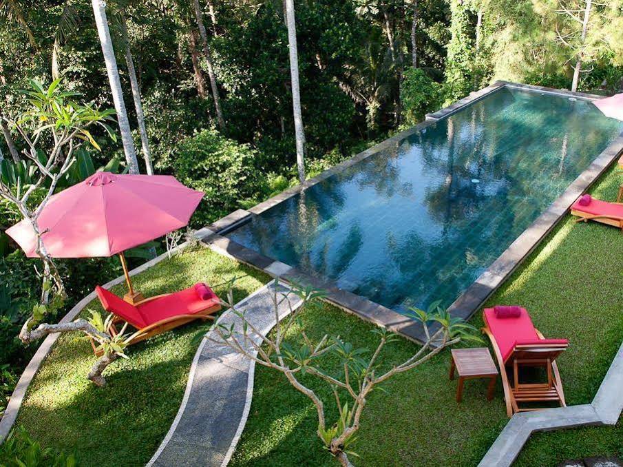 Suara Air Luxury Villas