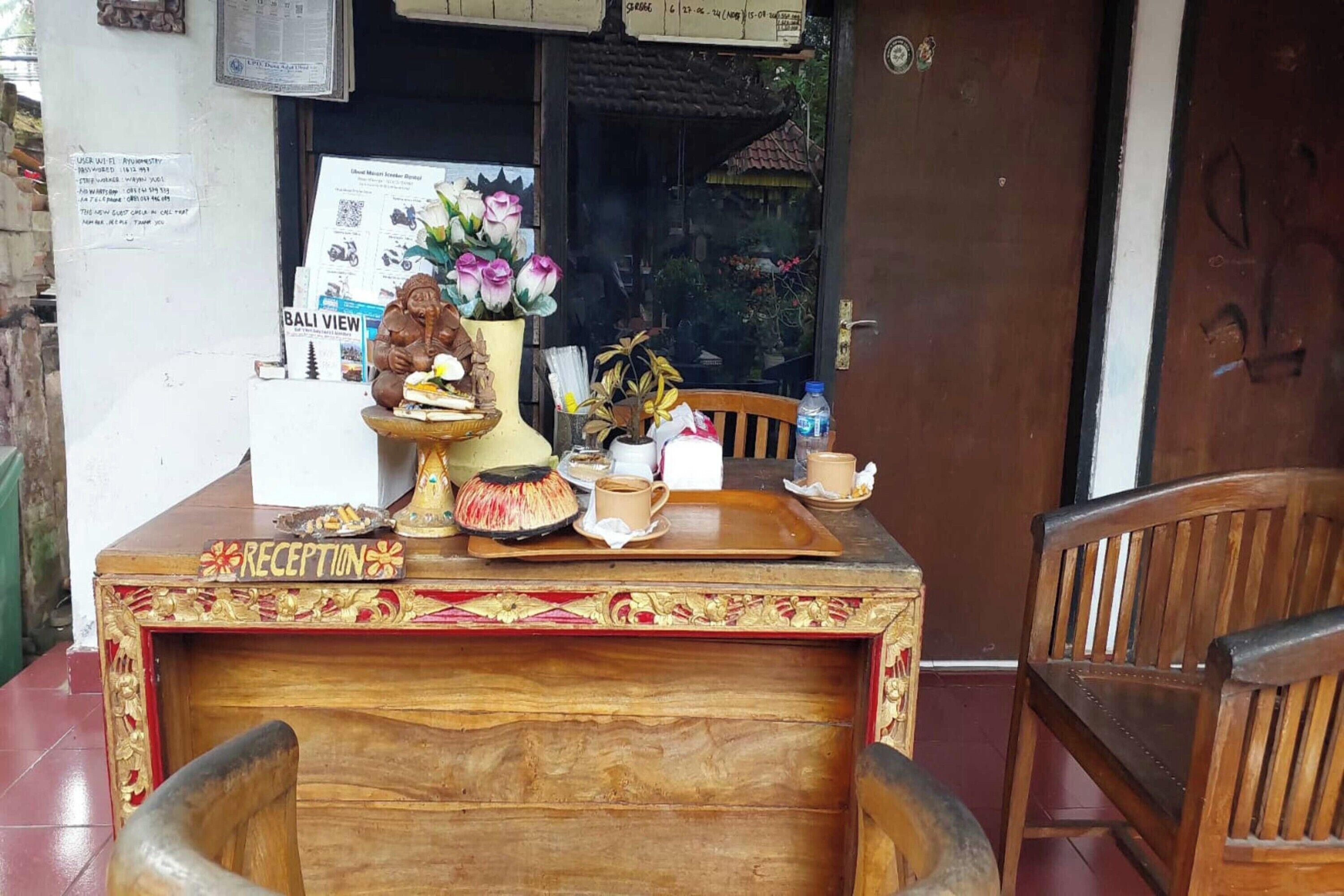 Super OYO Capital O Pondok Ayu Homestay