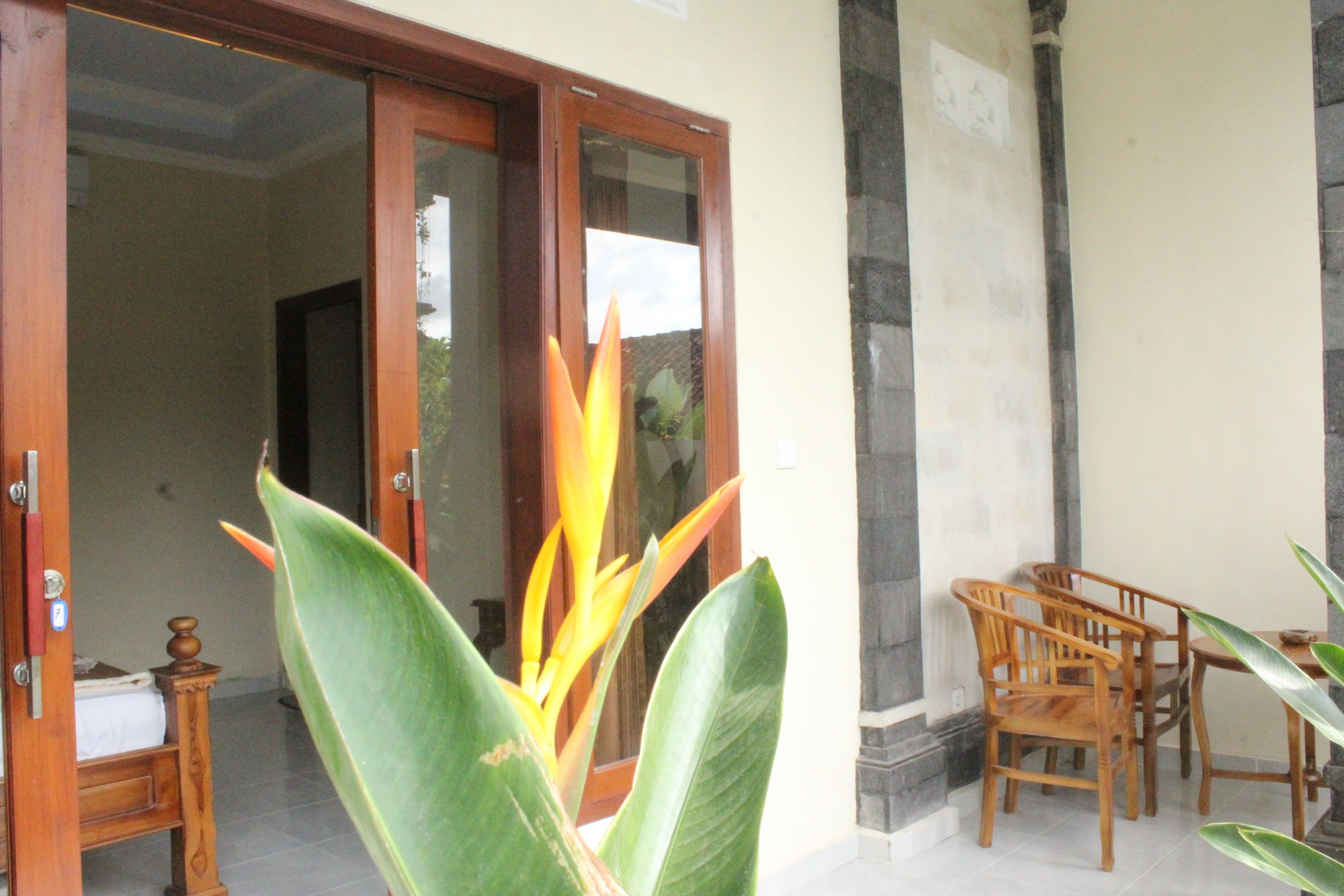 Super OYO Capital O Pondok Ayu Homestay