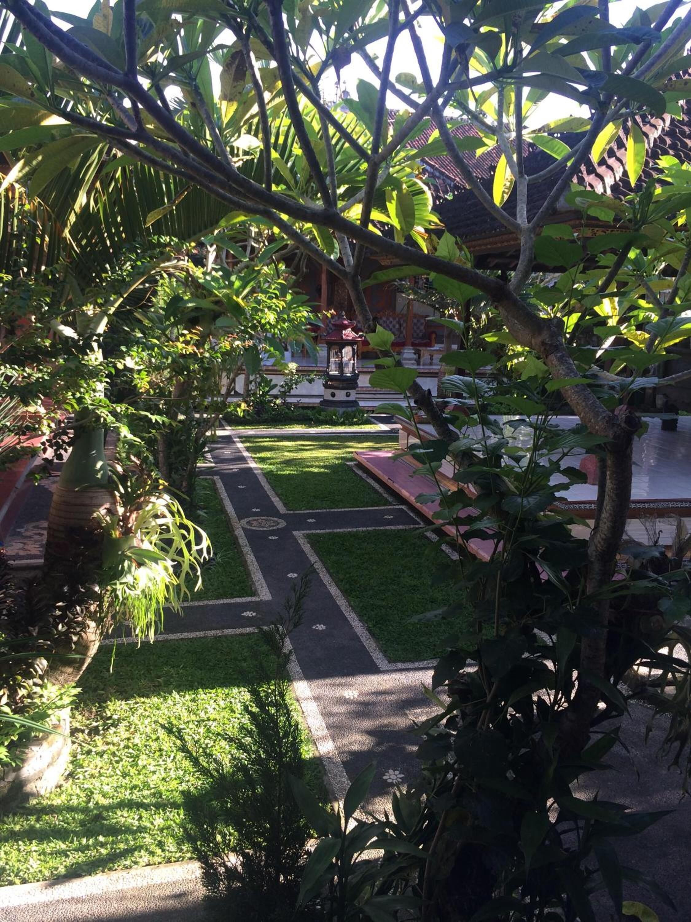 Super OYO Capital O Pondok Ayu Homestay