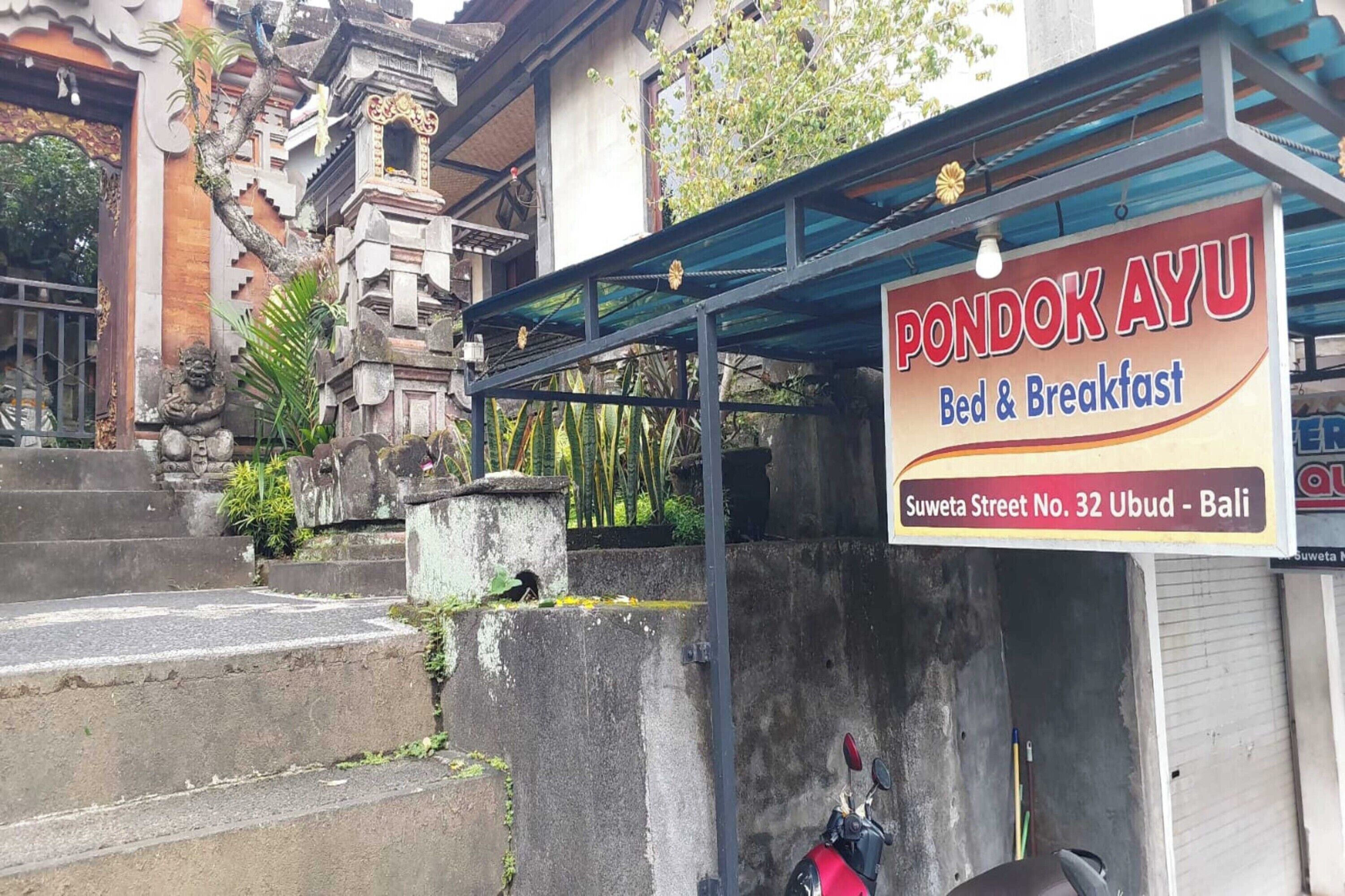 Super OYO Capital O Pondok Ayu Homestay