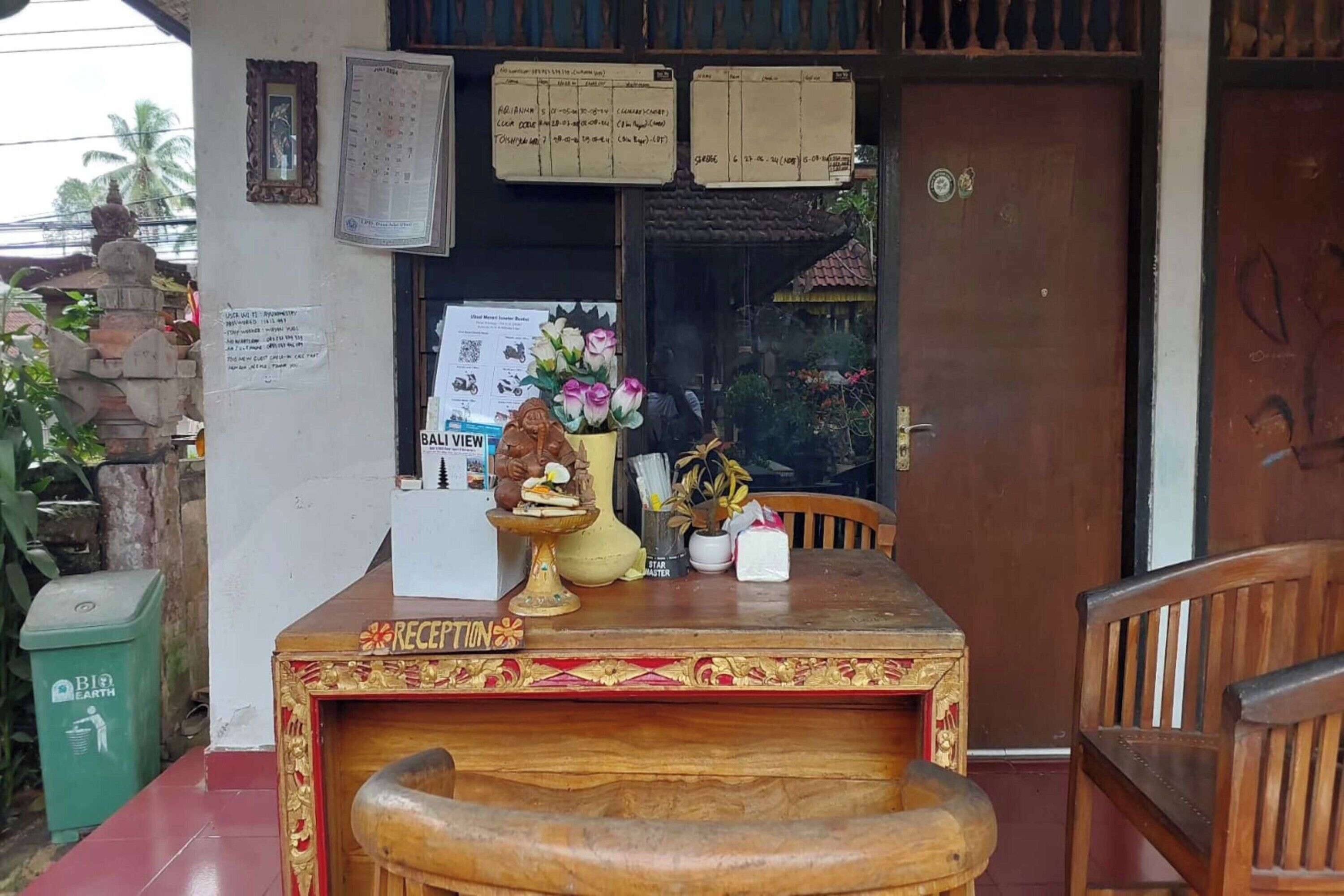 Super OYO Capital O Pondok Ayu Homestay