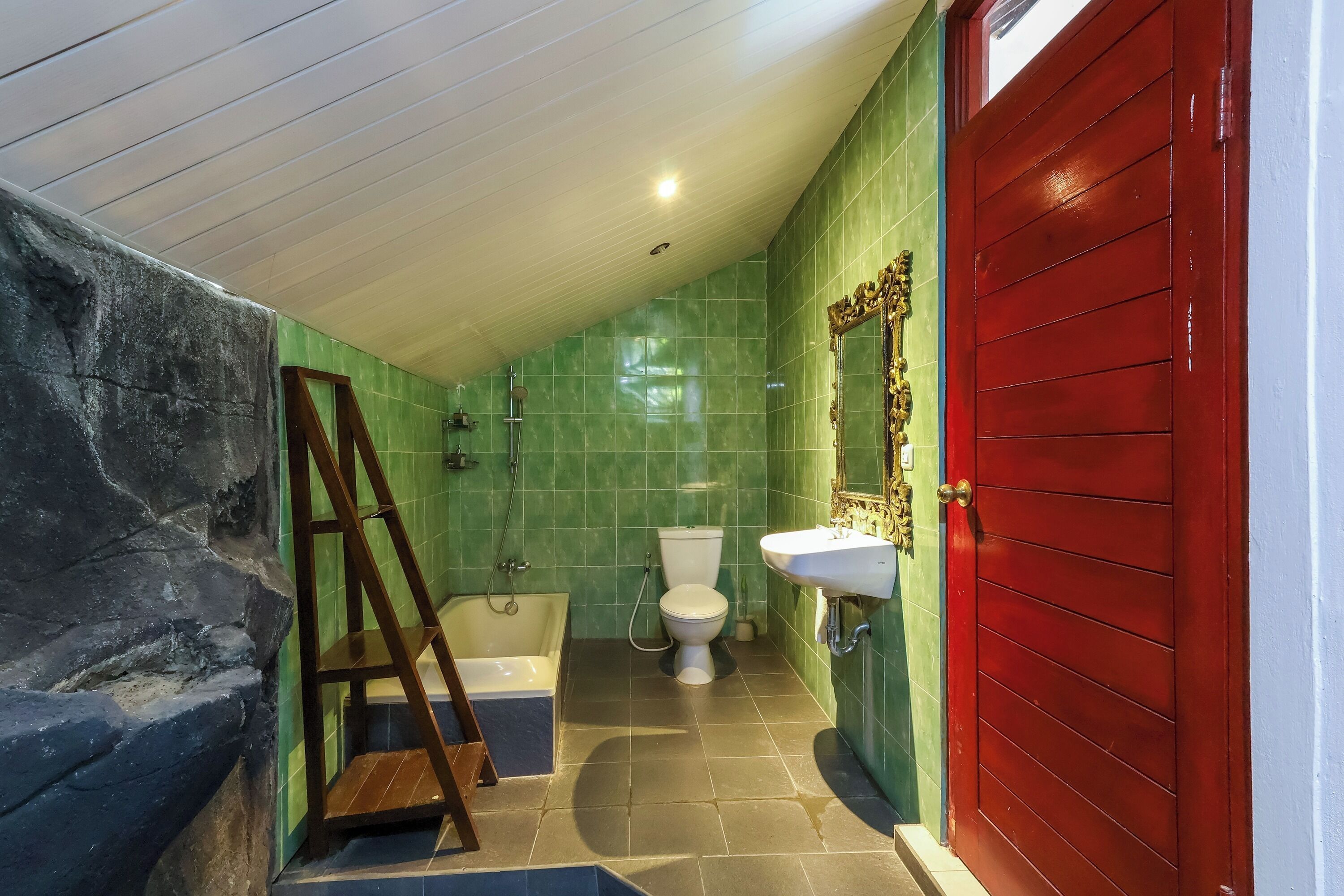 Taman Lituhayu Cottages