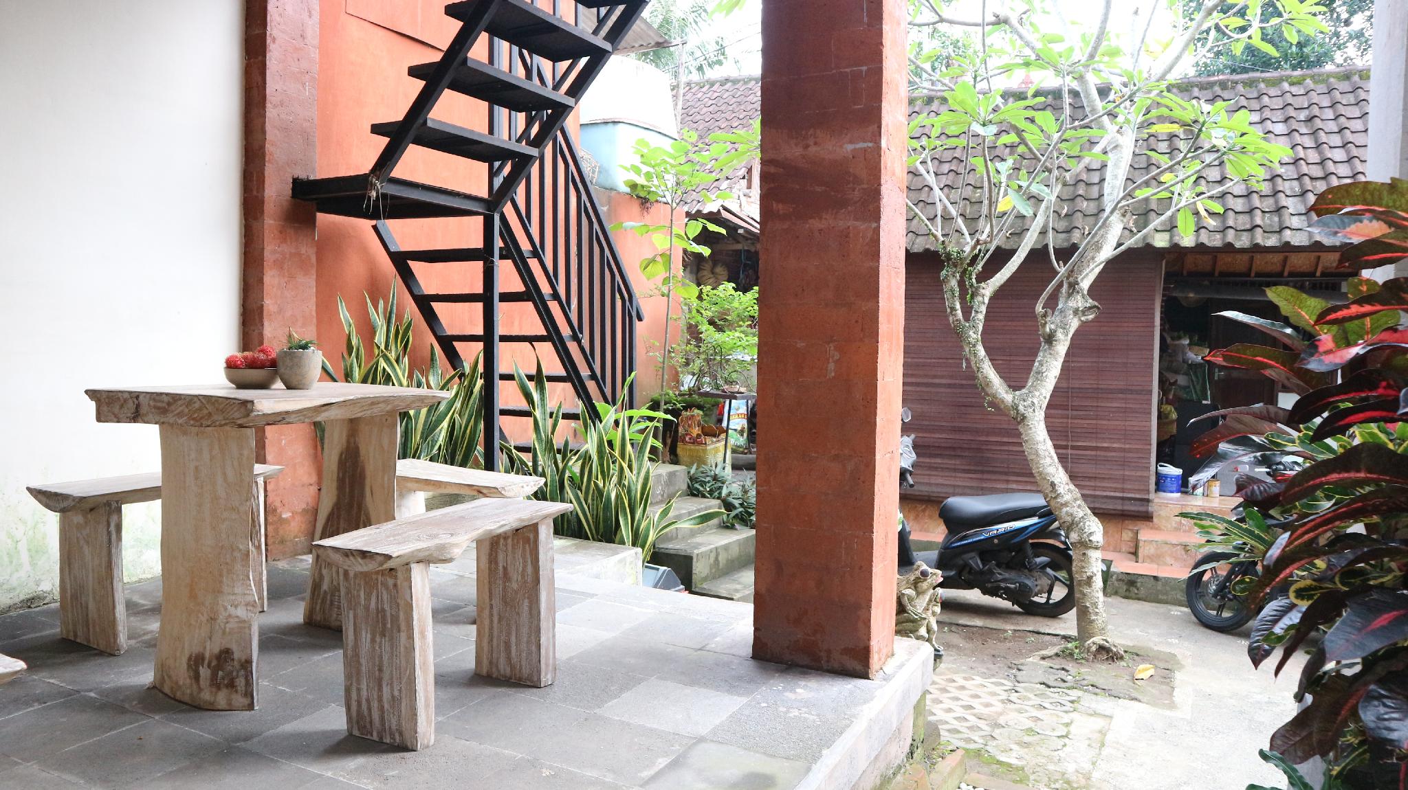 Tebesaya Homestay