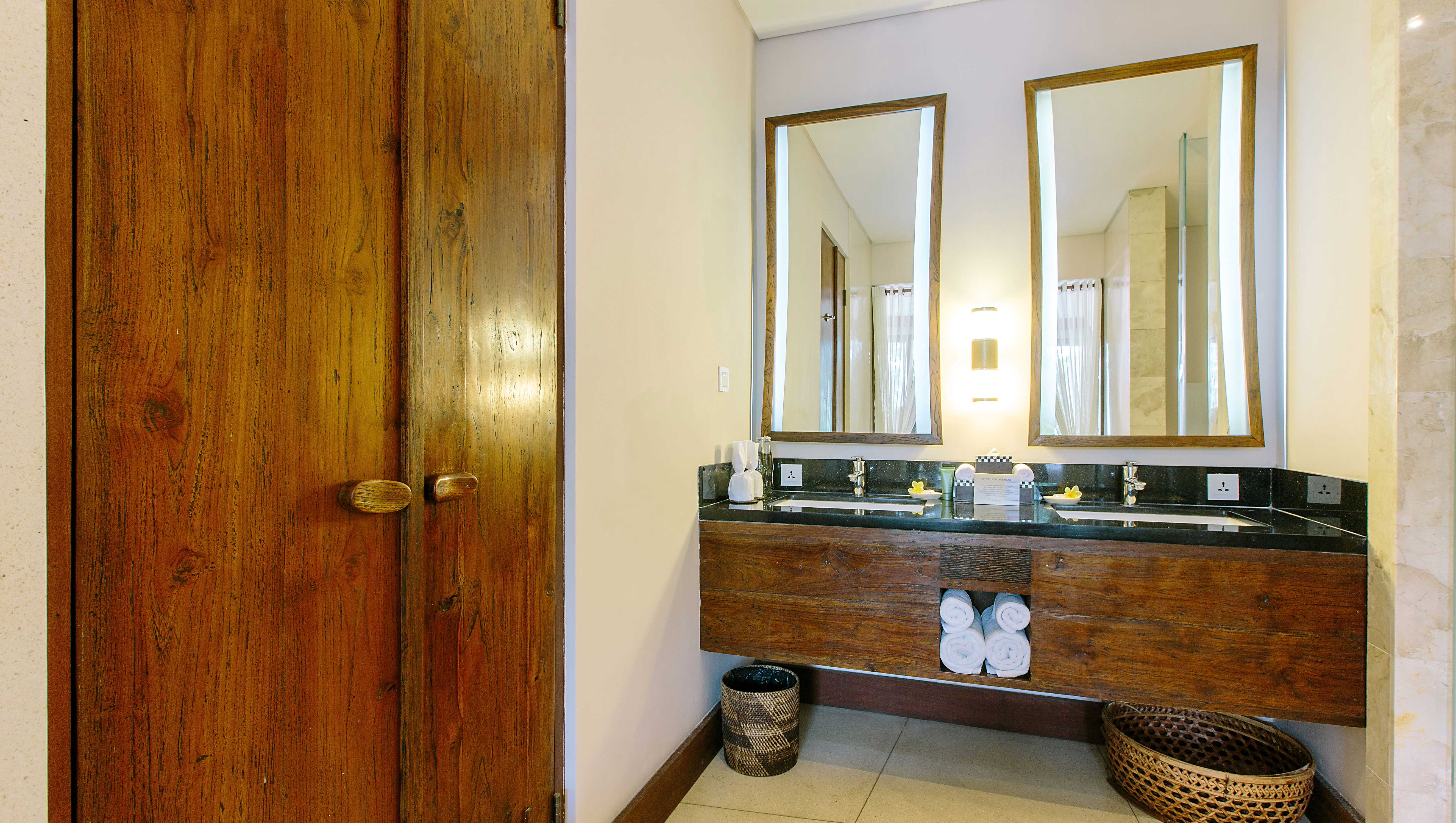 Tejaprana Resort & Spa