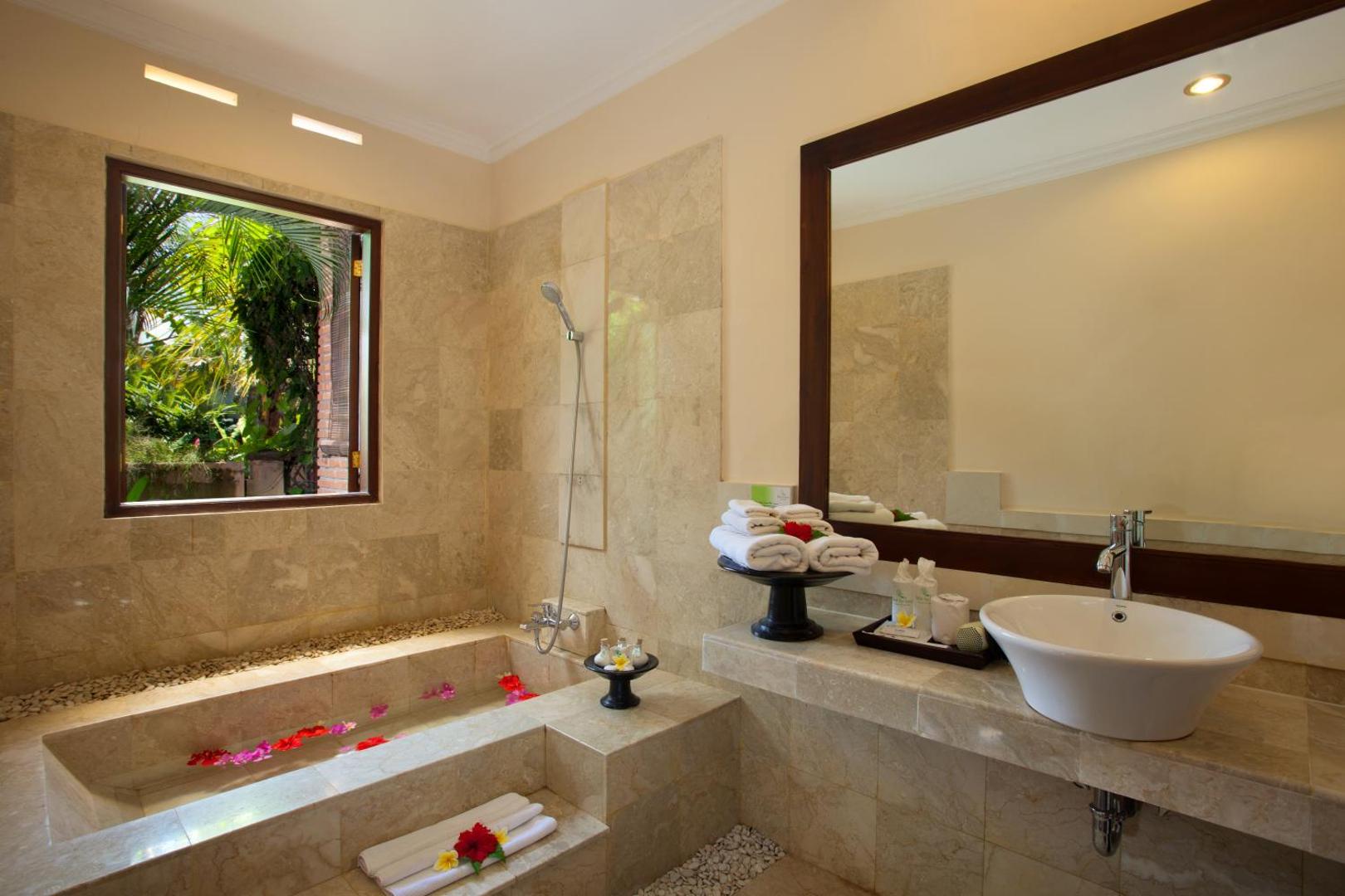 Tepi Sawah Villas