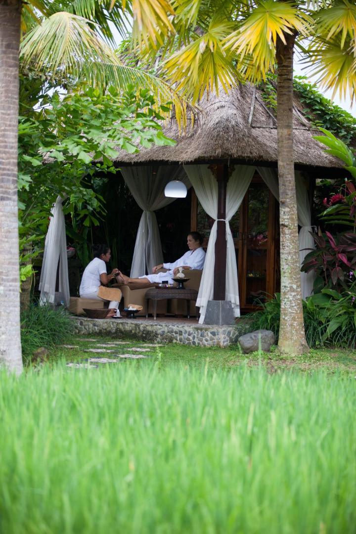Tepi Sawah Villas