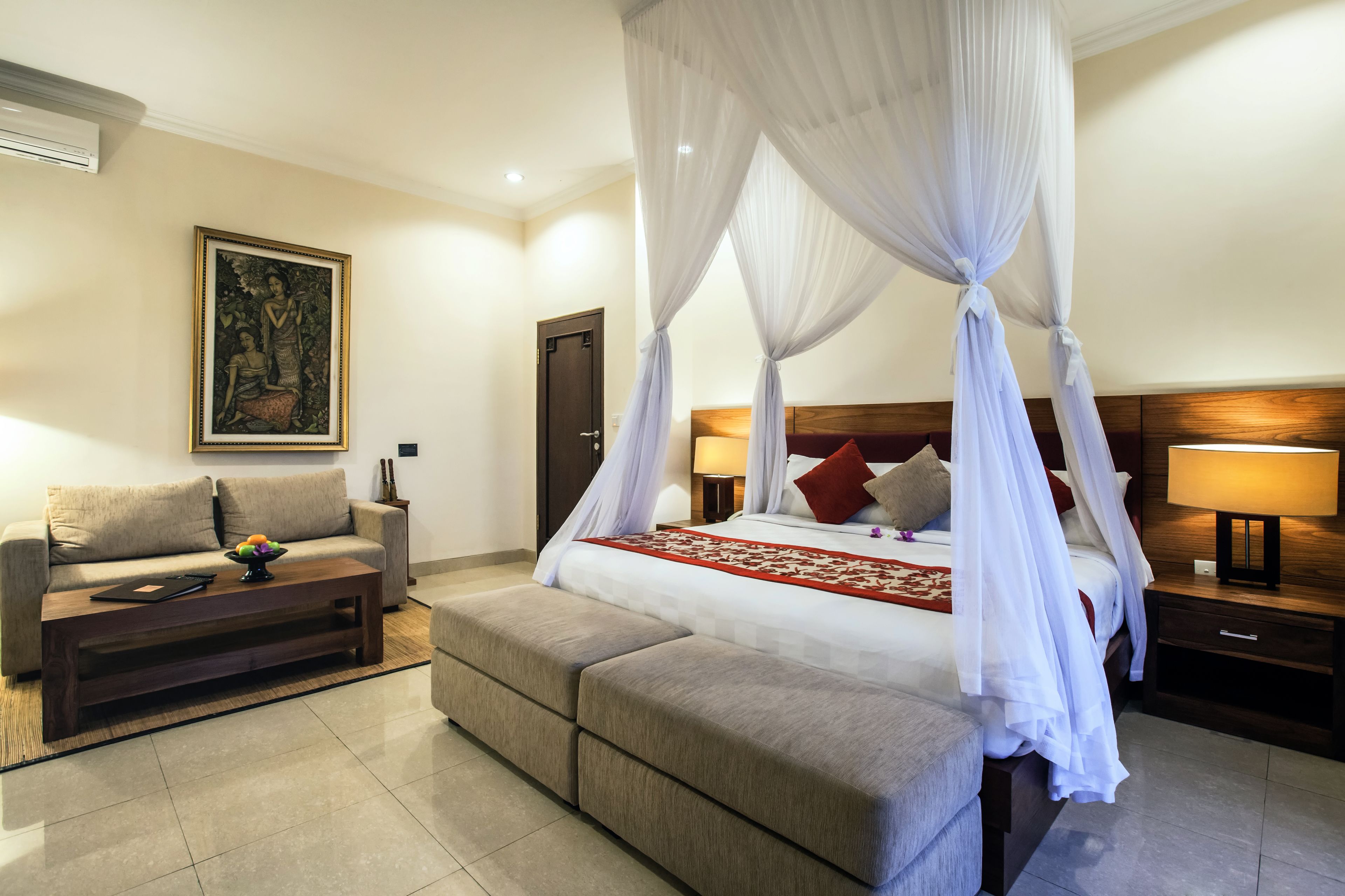 Tepi Sawah Villas