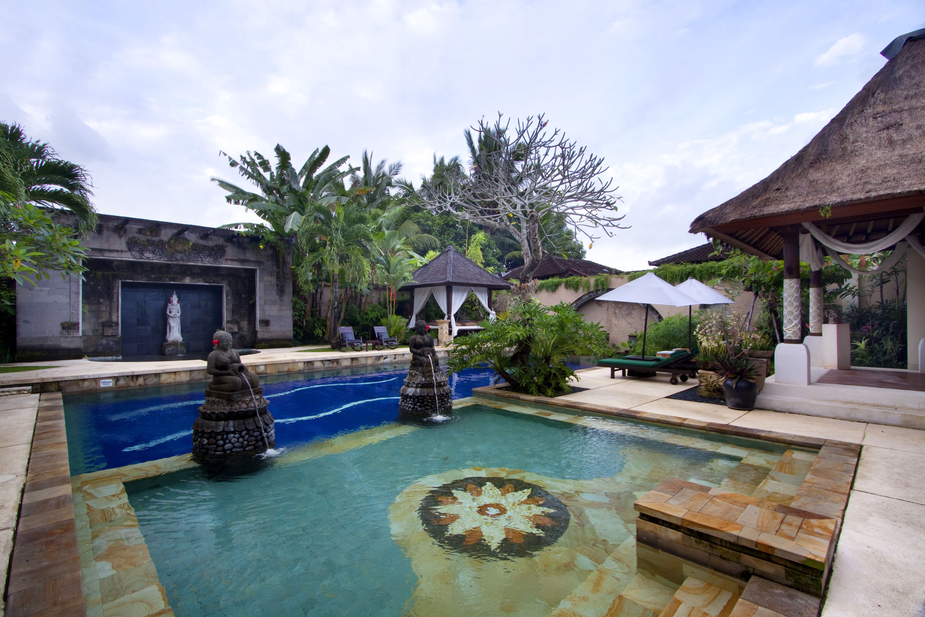 Tepi Sawah Villas