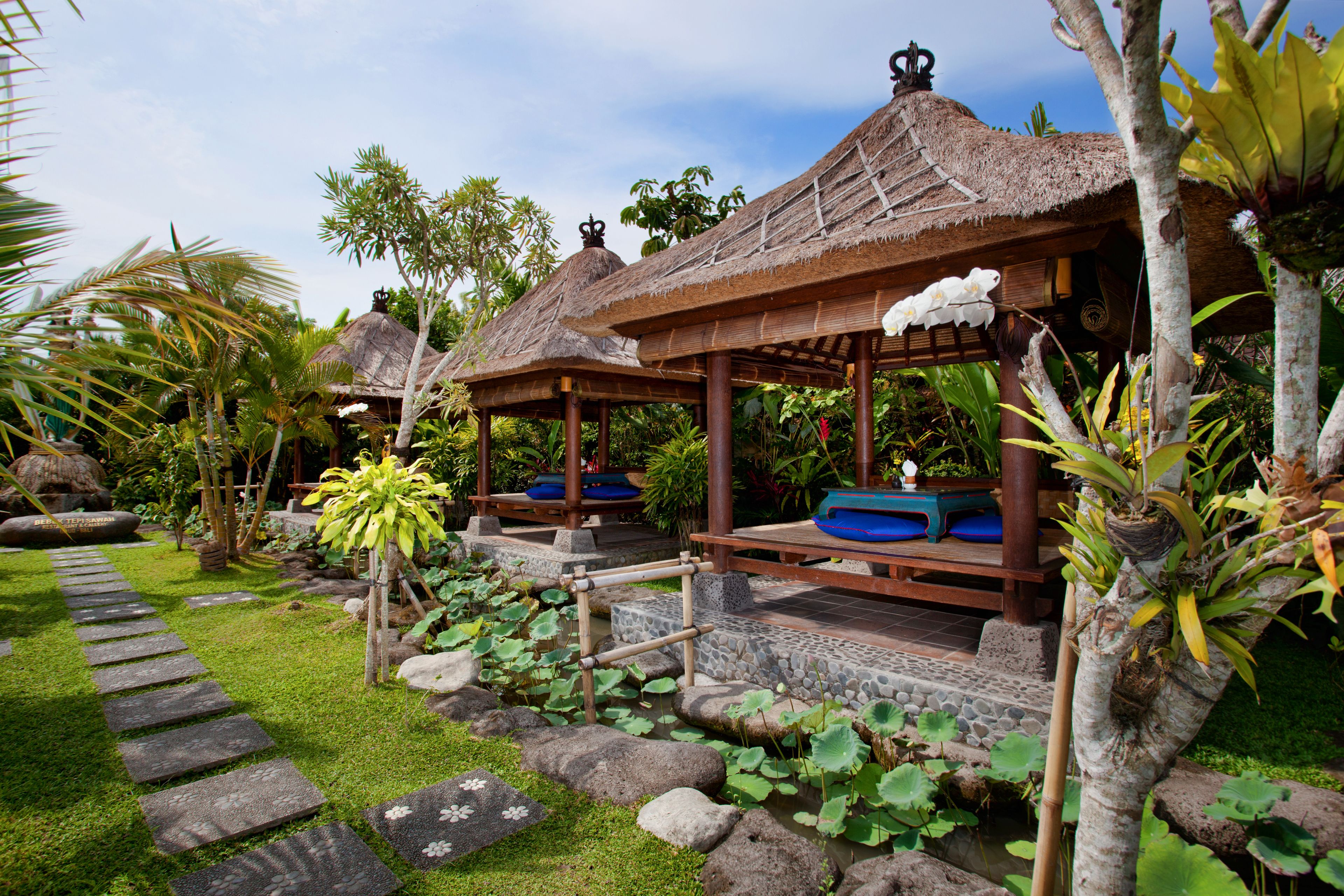 Tepi Sawah Villas