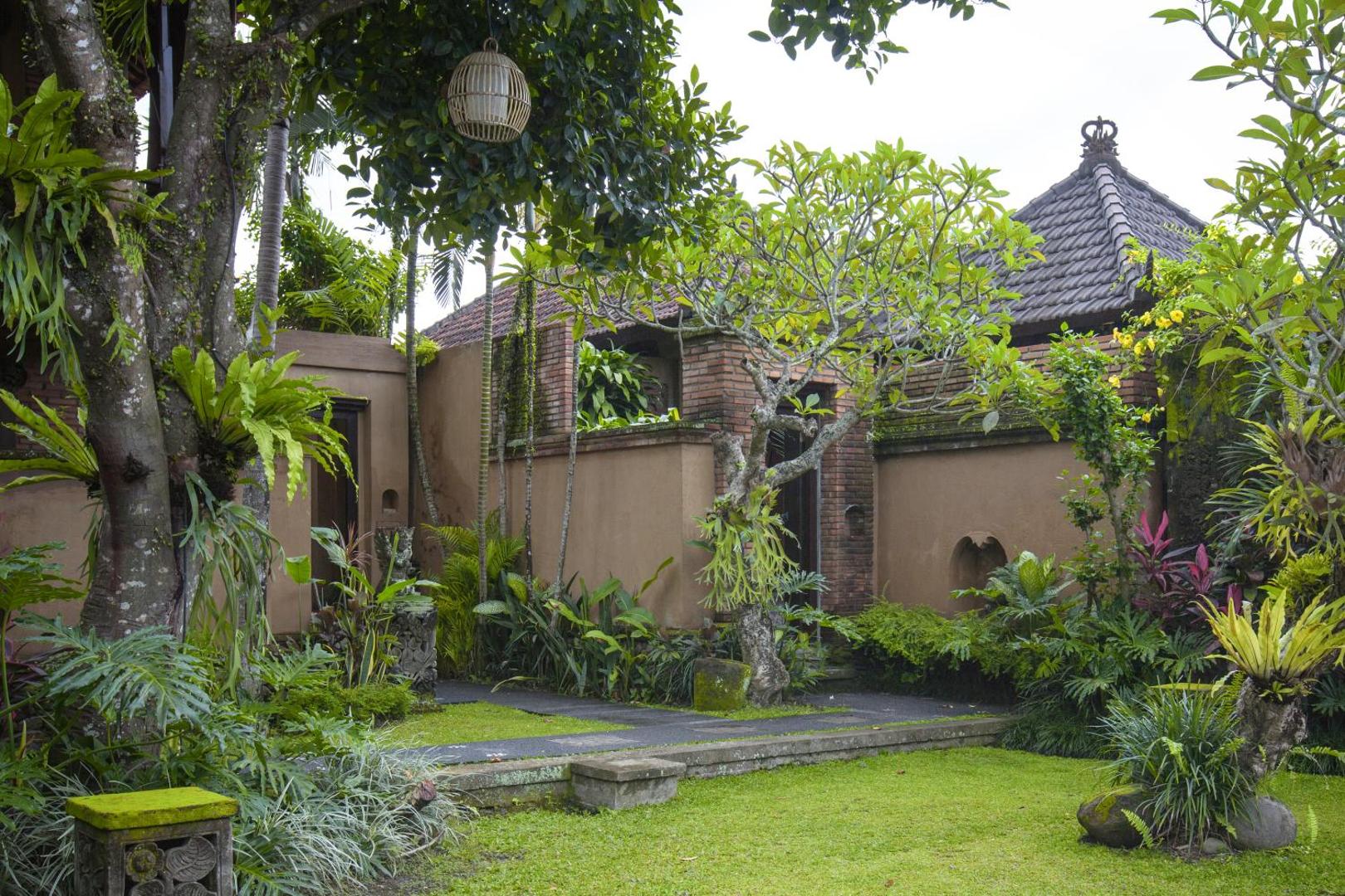 Tepi Sawah Villas