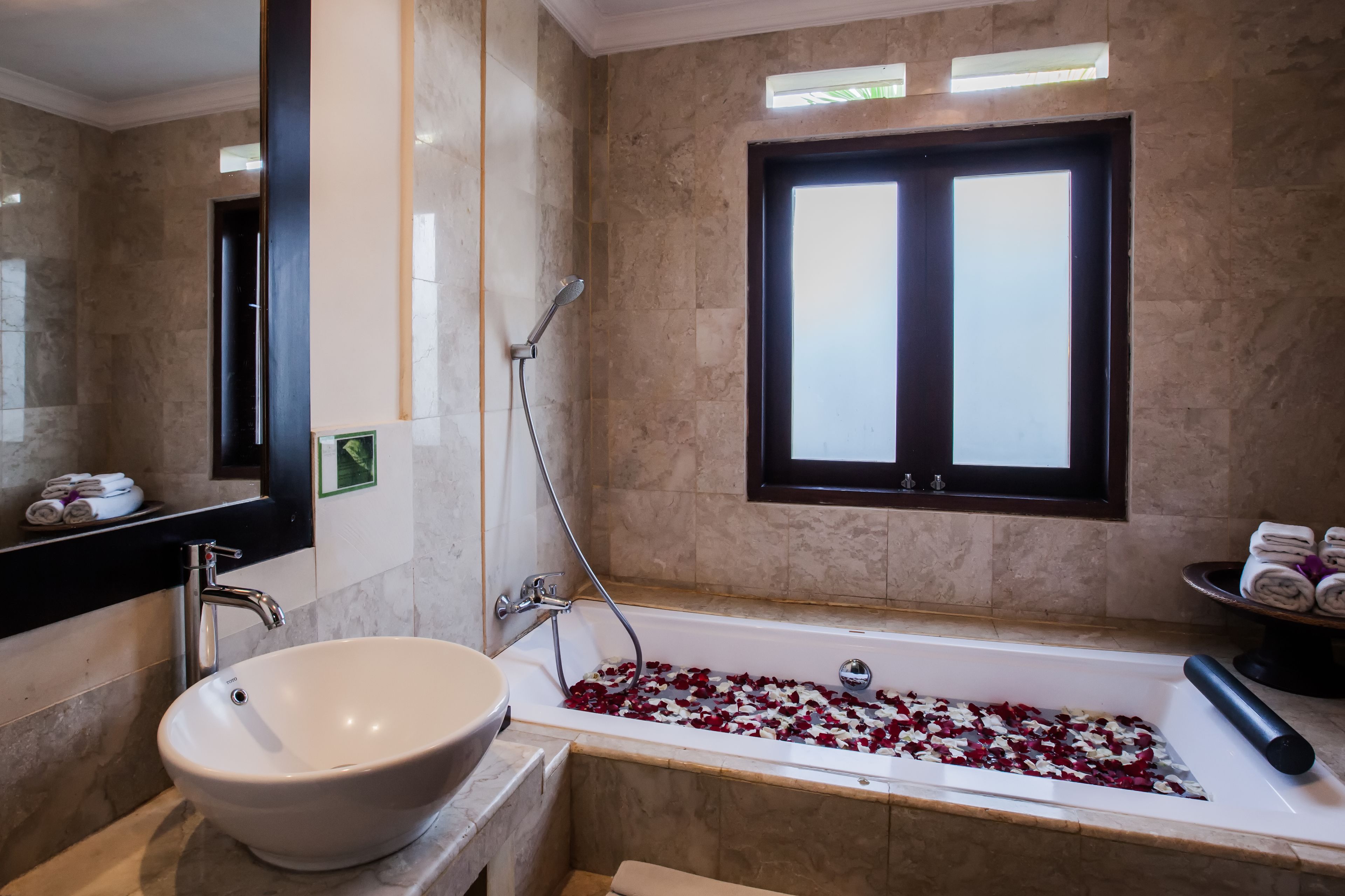 Tepi Sawah Villas
