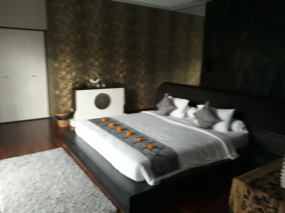 The Manipura Luxury Estate