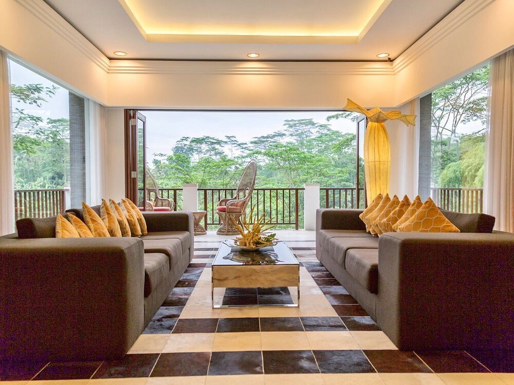 The Manipura Luxury Estate