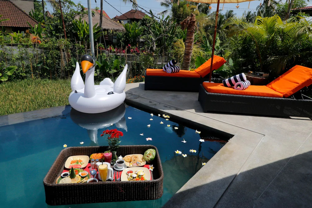 The Sender Pool Suite