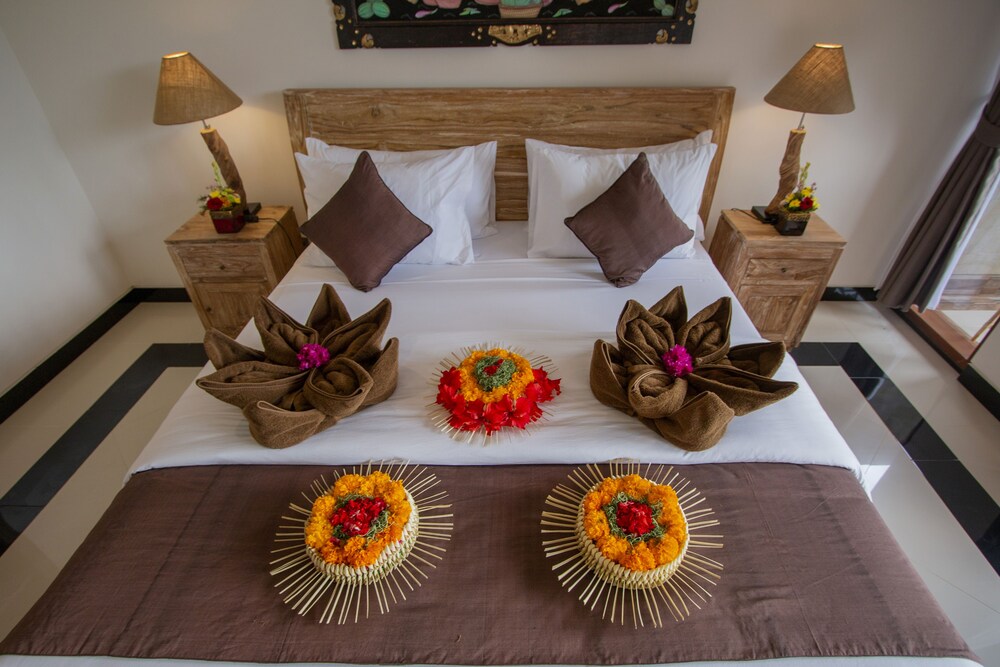 Ubud Paras Villa