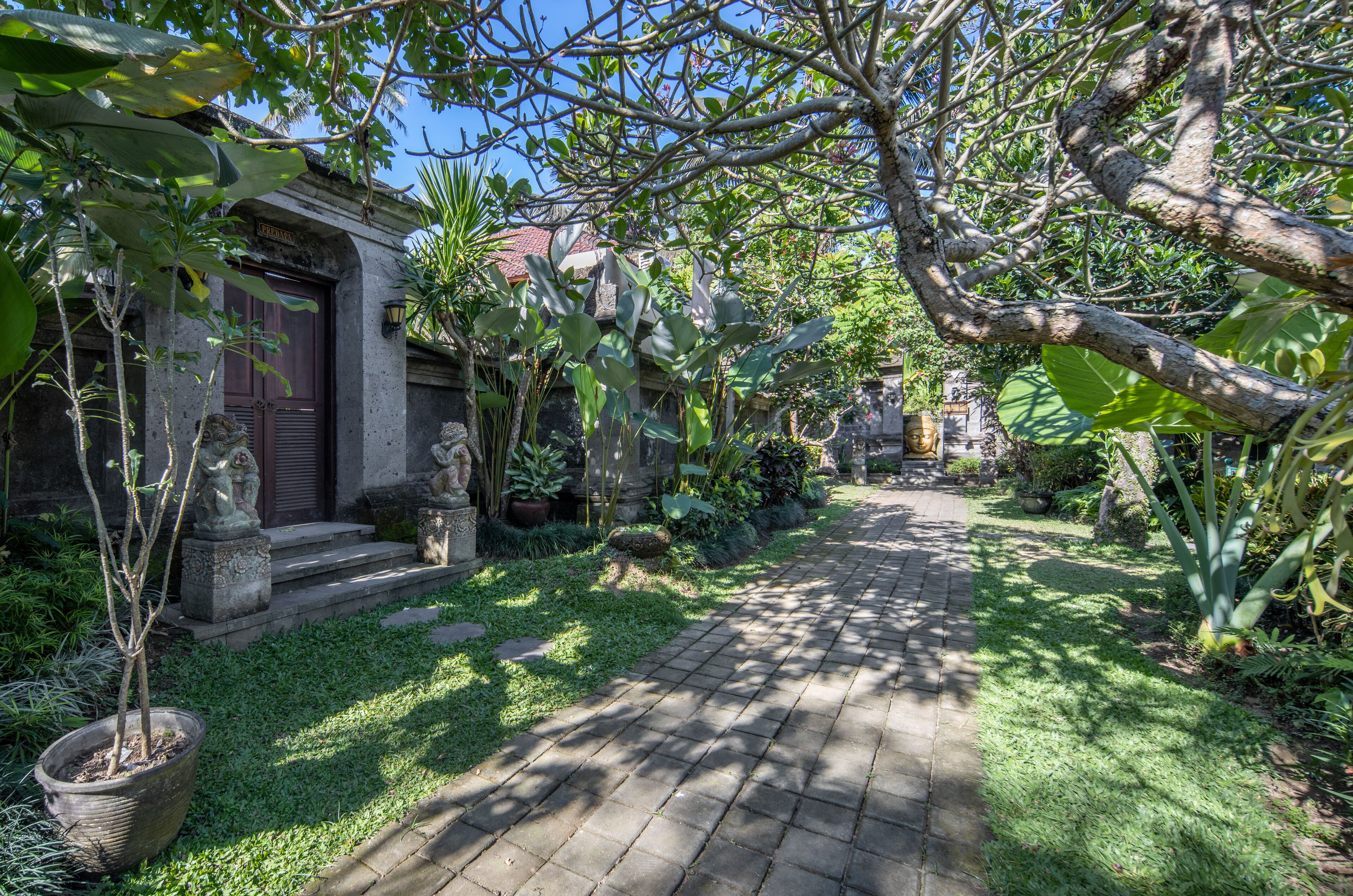 Ubud Raya Villa