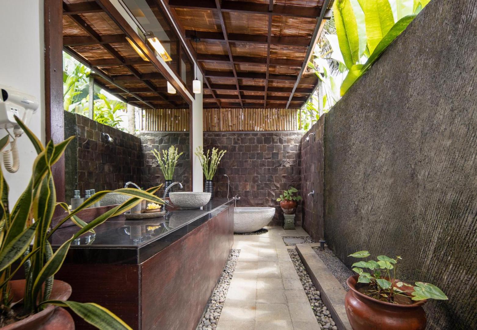 Ubud Raya Villa