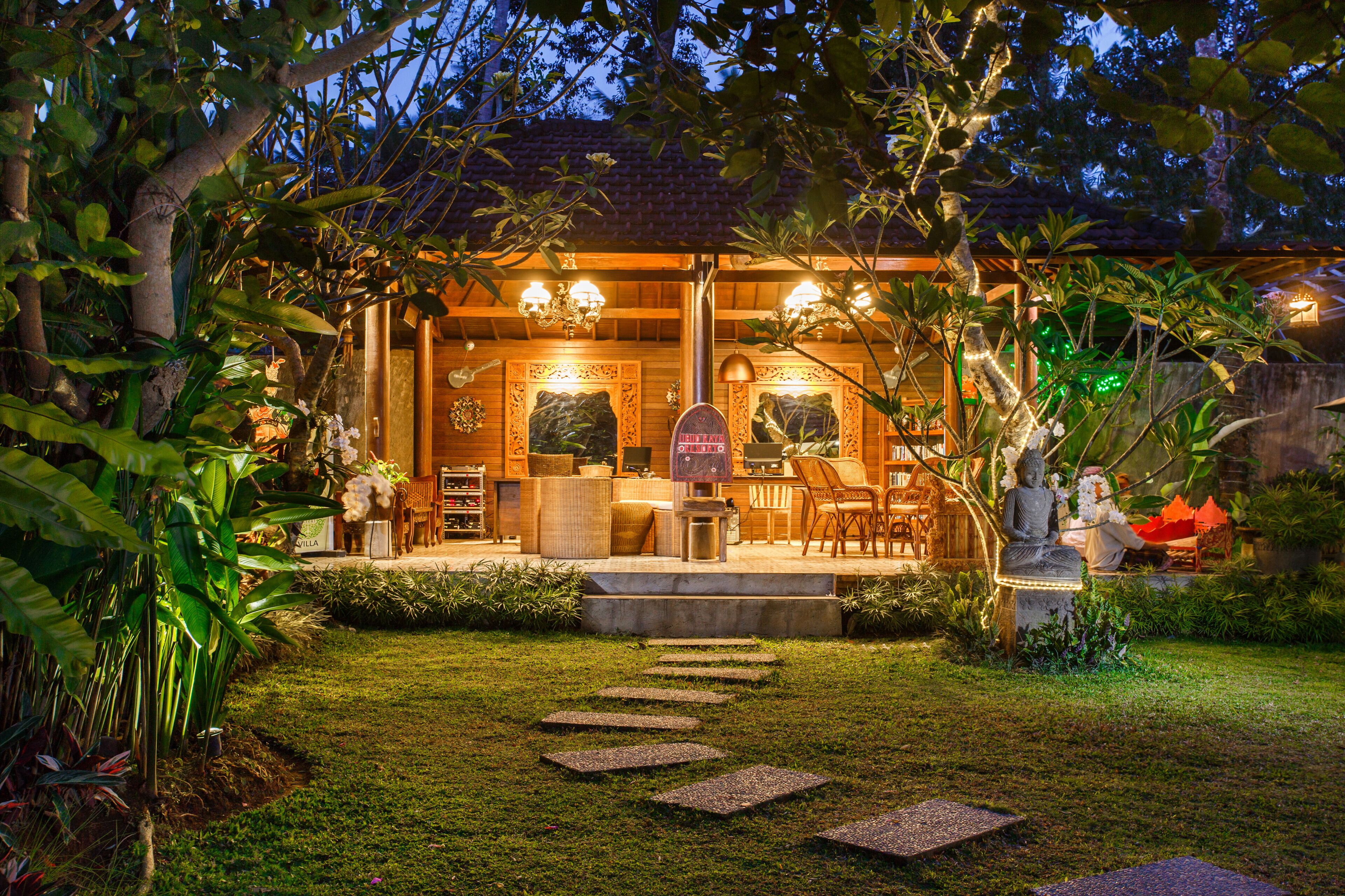 Ubud Raya Villa