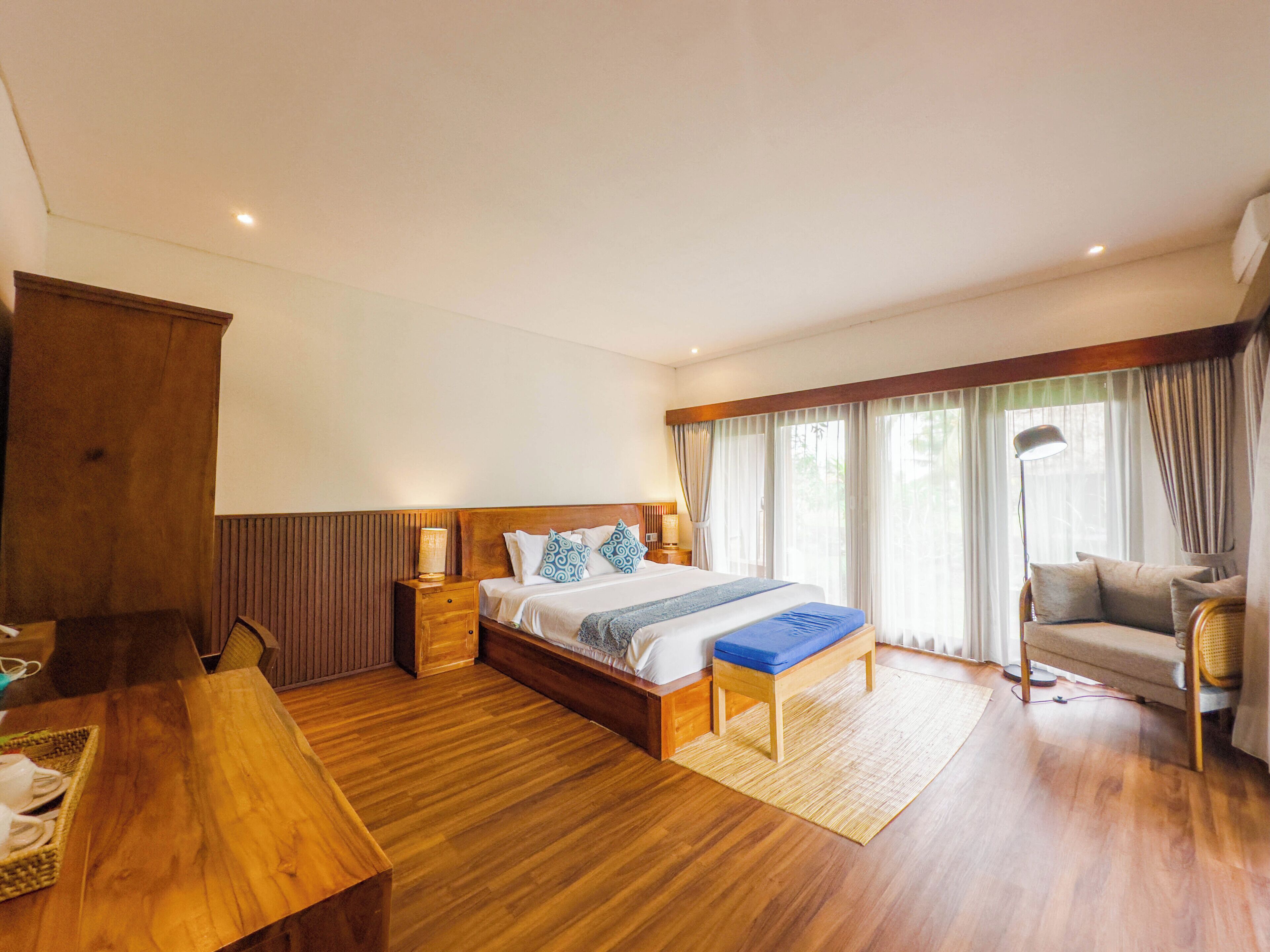 Ubud Shanti Rice Field House by Supala