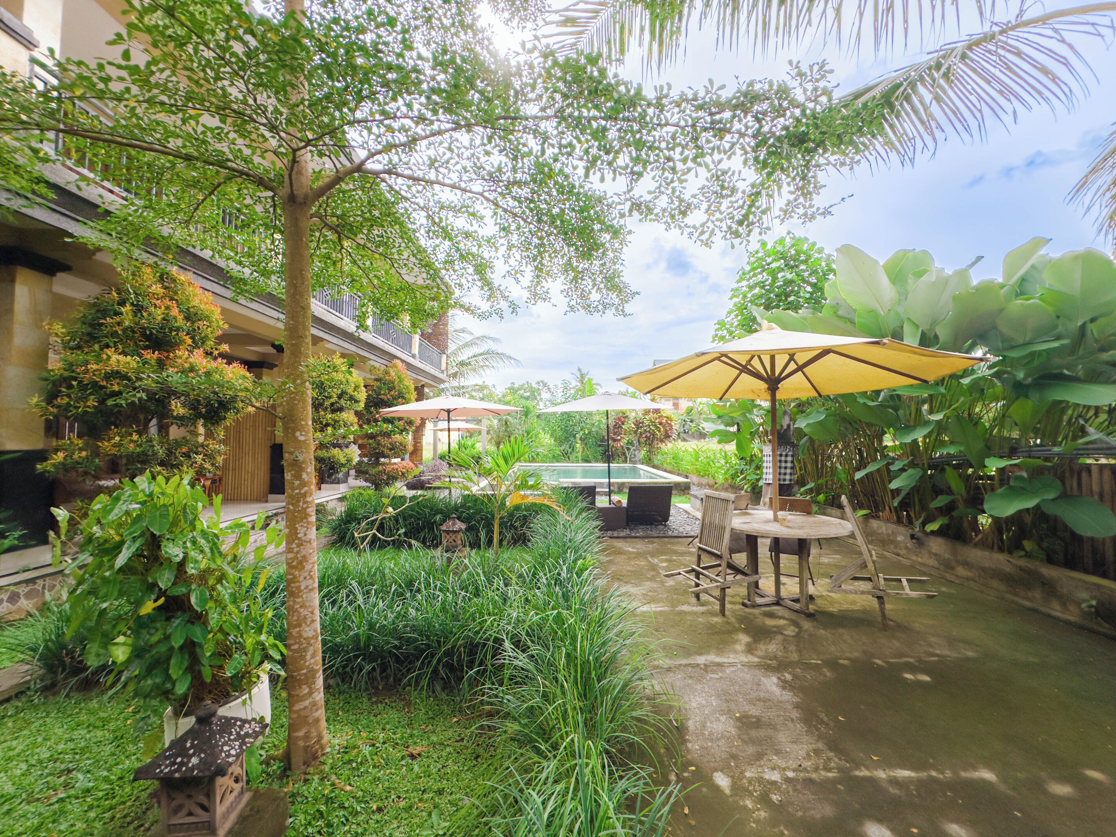 Ubud Shanti Rice Field House by Supala