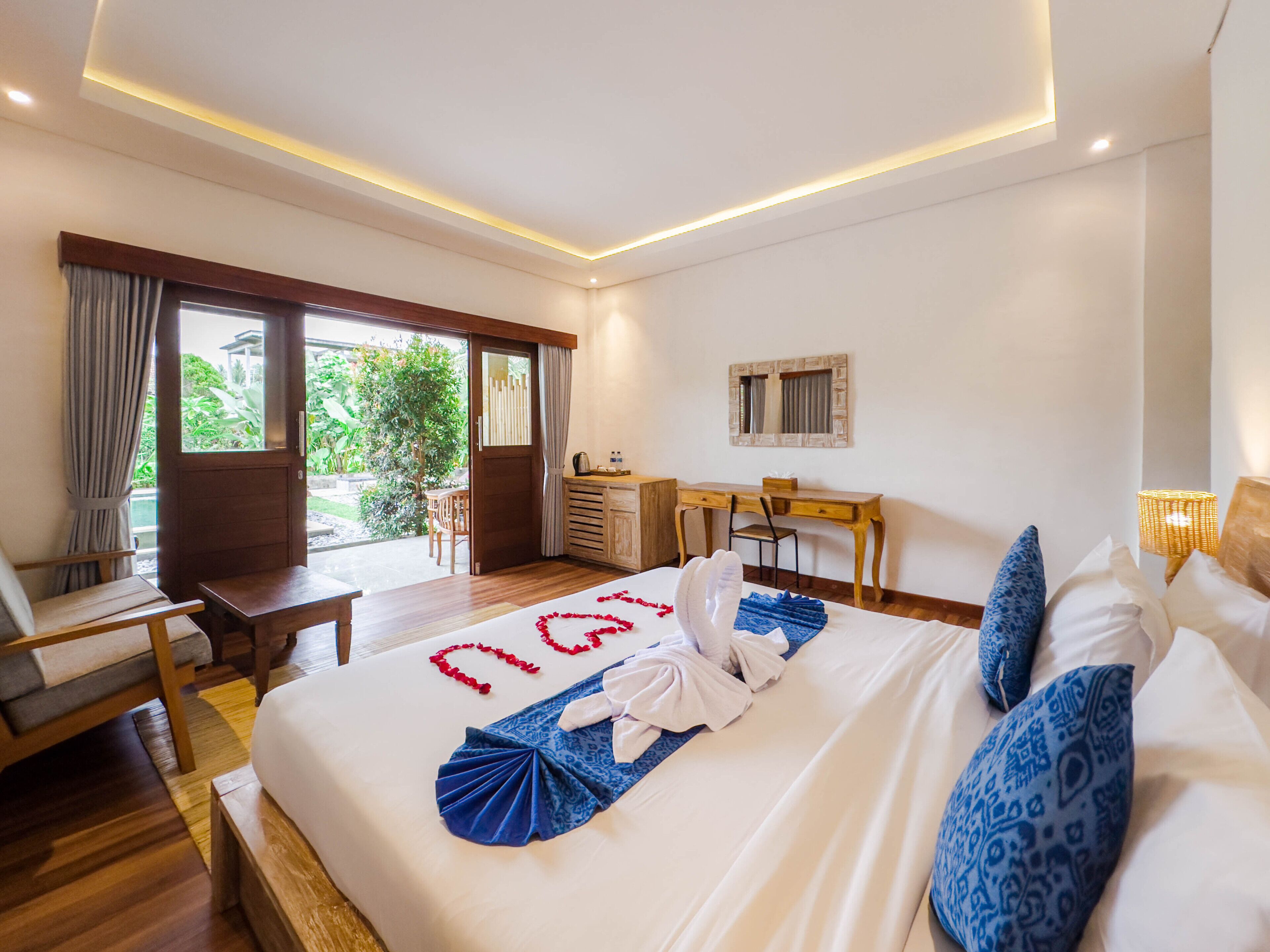 Ubud Shanti Rice Field House by Supala