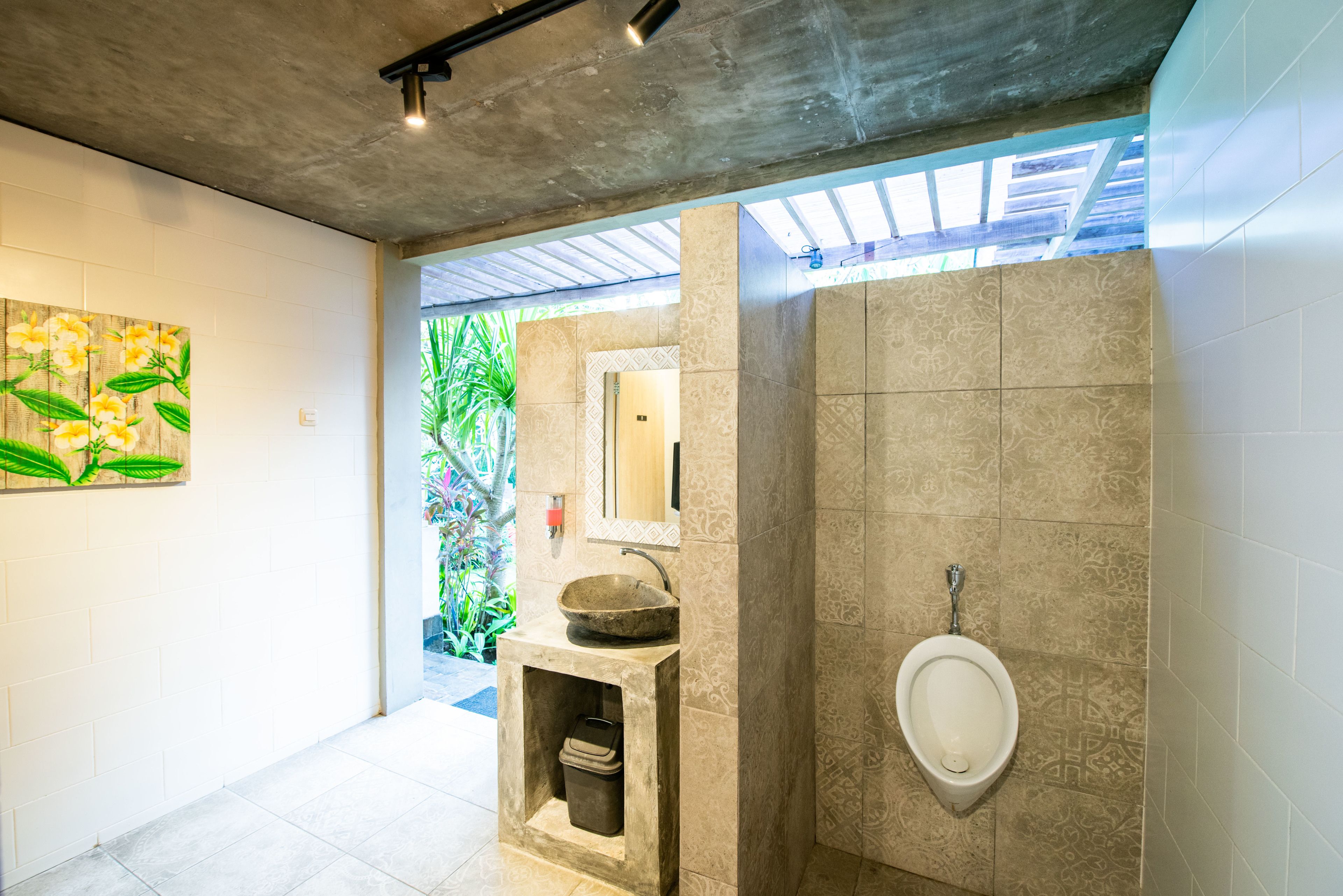 Ubud Tropical