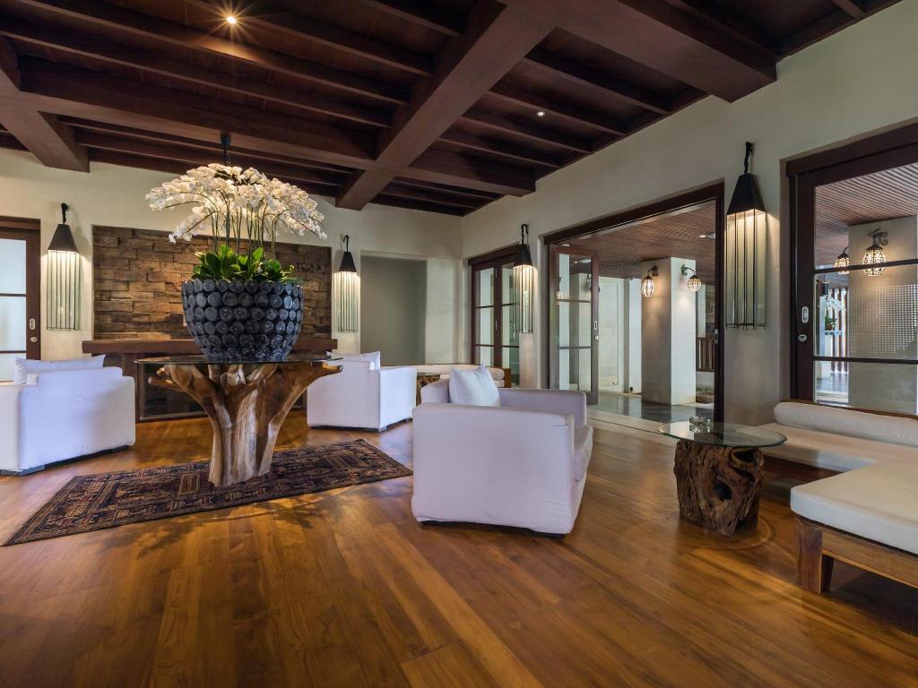Ubud Village Hotel