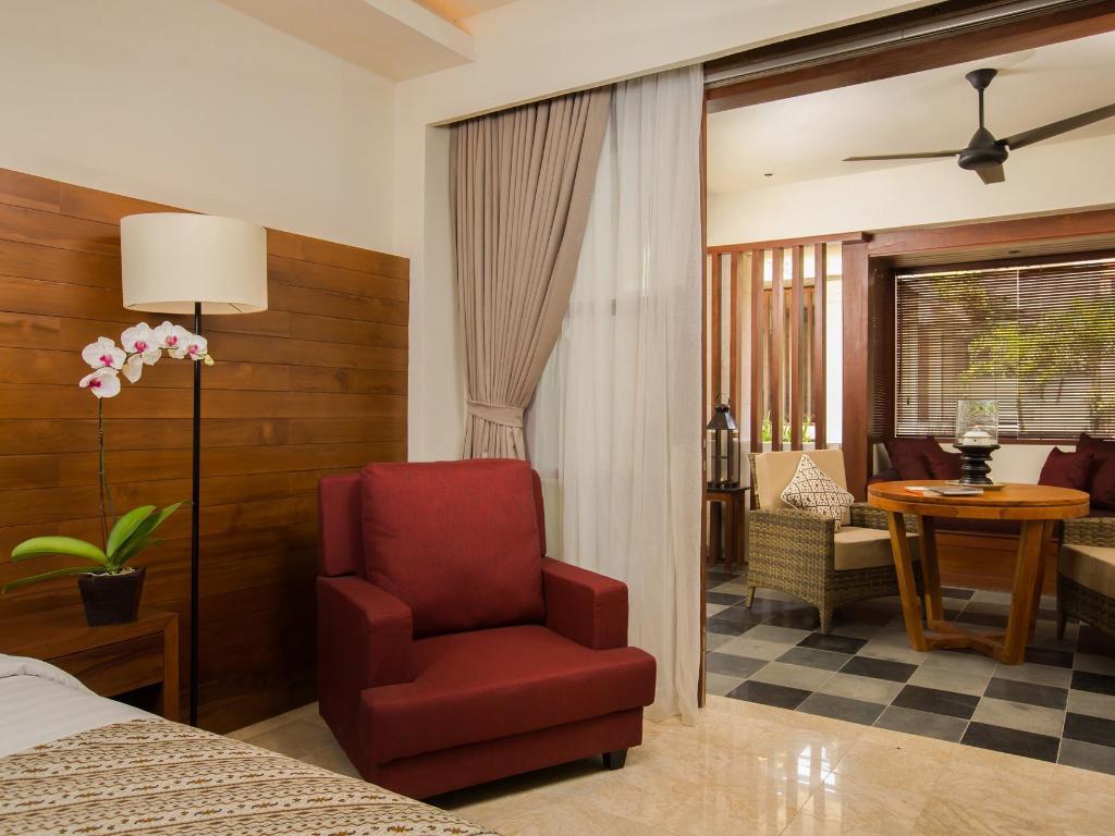 Ubud Village Hotel