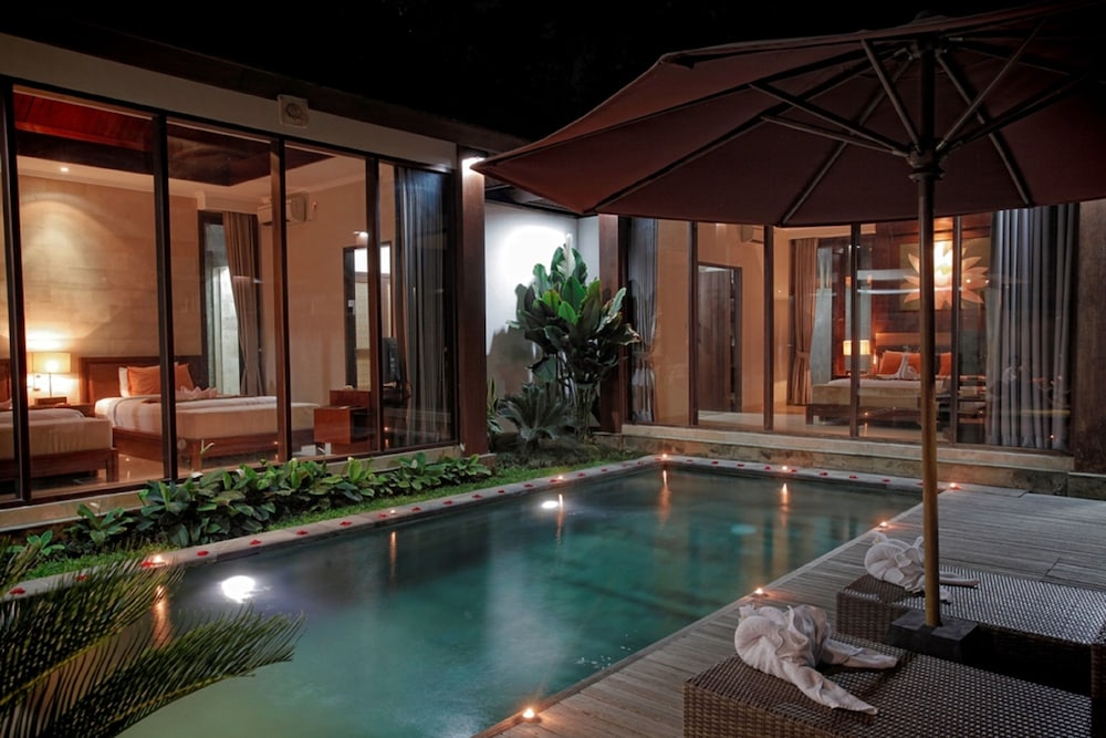 Umae Villa