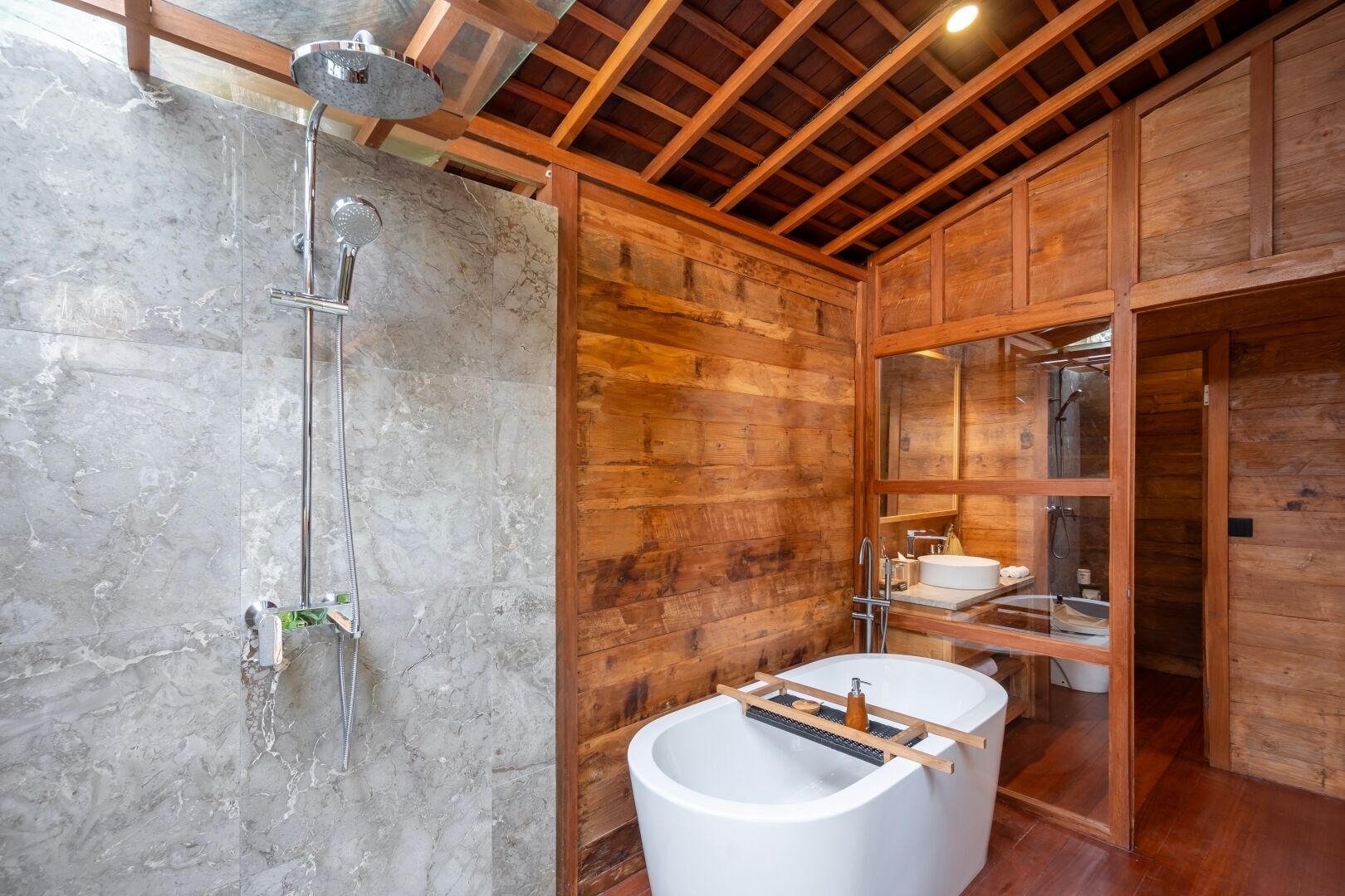 Unagi Wooden Villas by Emana