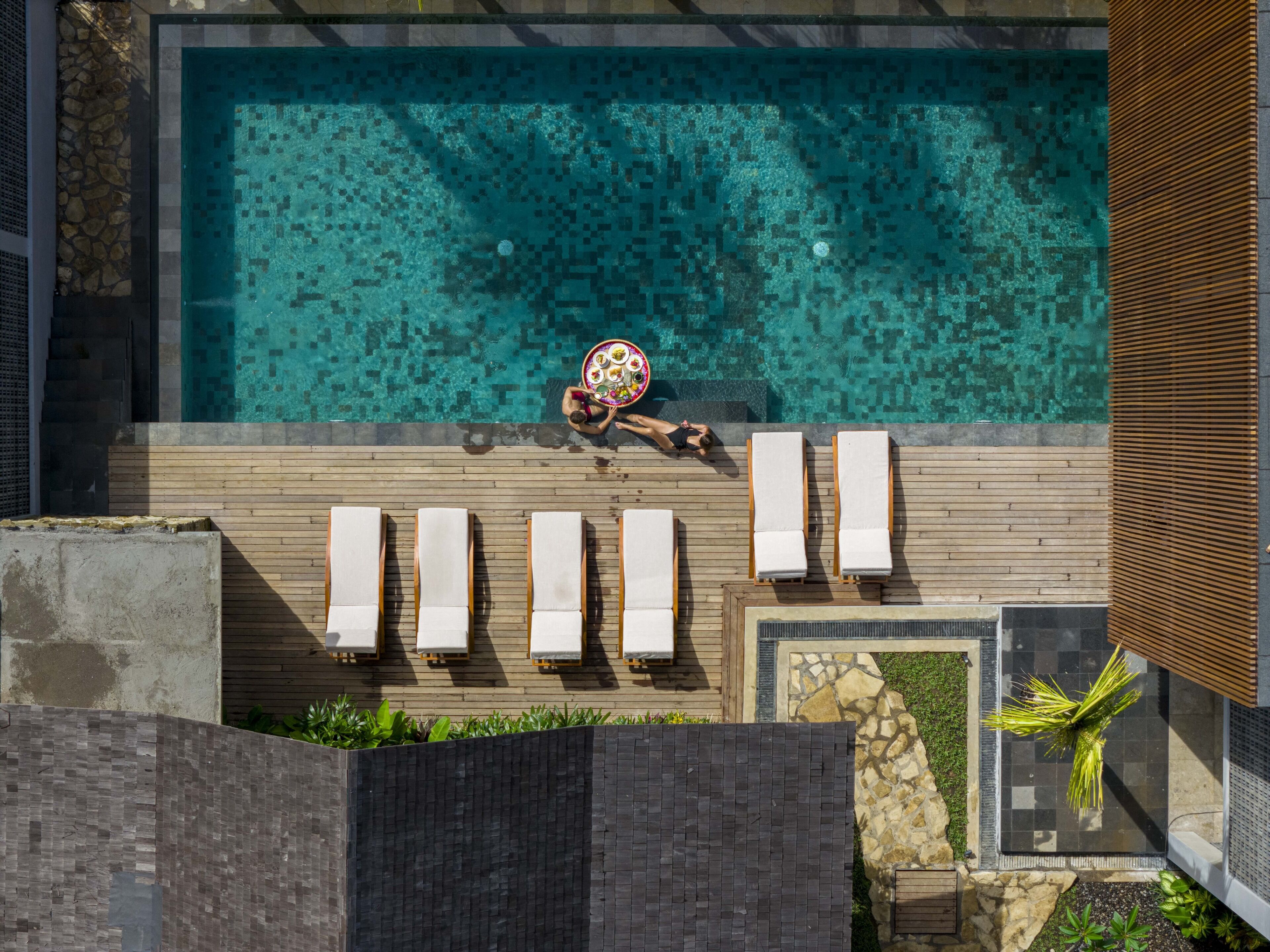 Unagi Wooden Villas by Emana