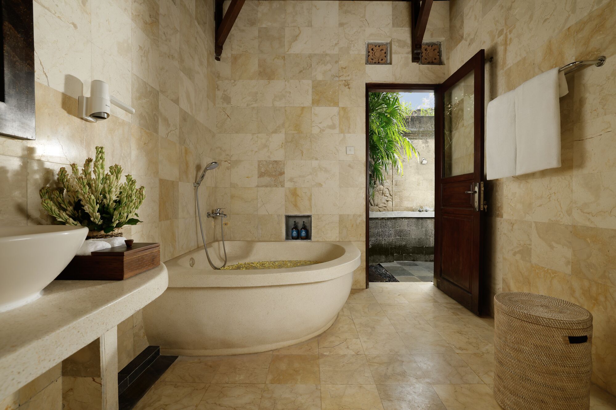 Villa Leona Valley View by Nakula