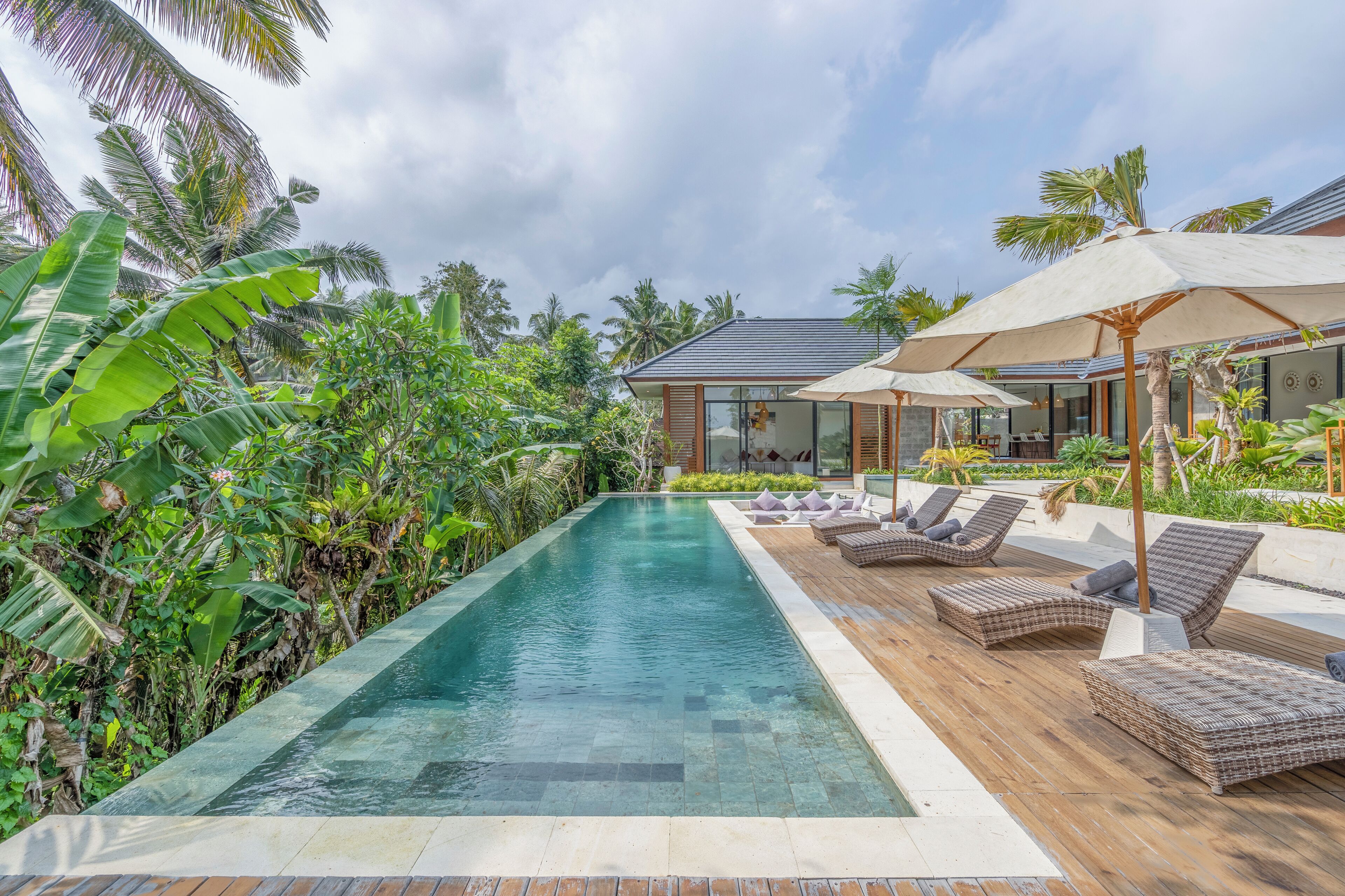 Villa The Kayu By Goro