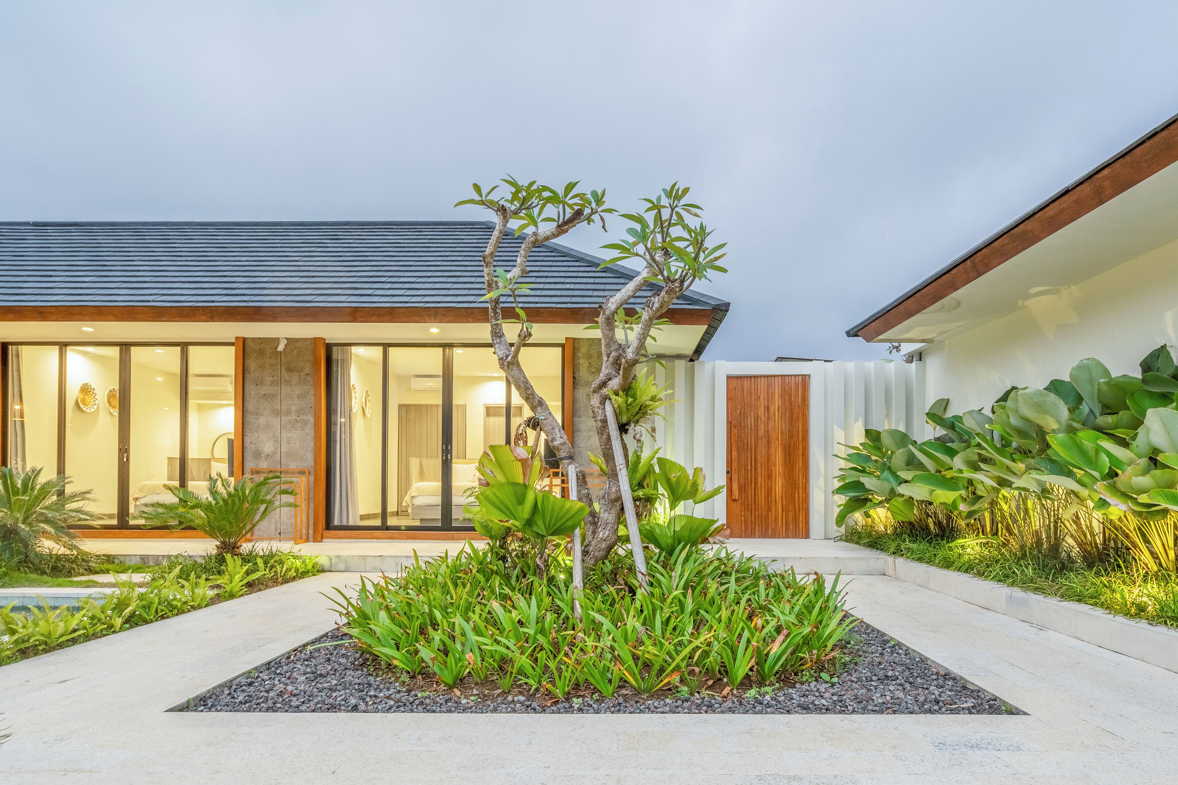 Villa The Kayu By Goro