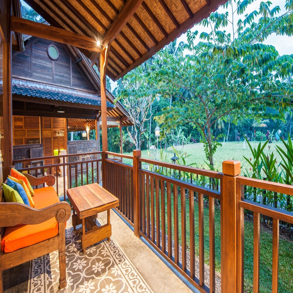 Villa Tirta Padi