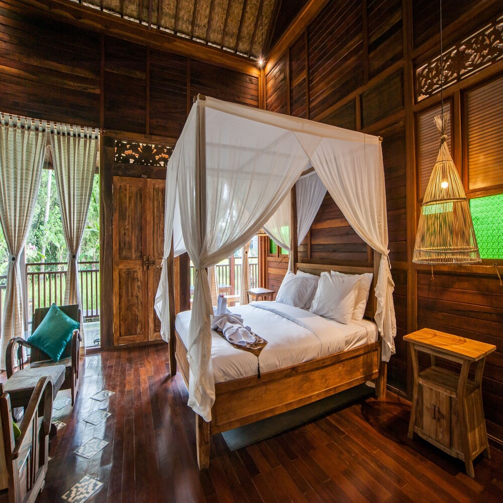 Villa Tirta Padi