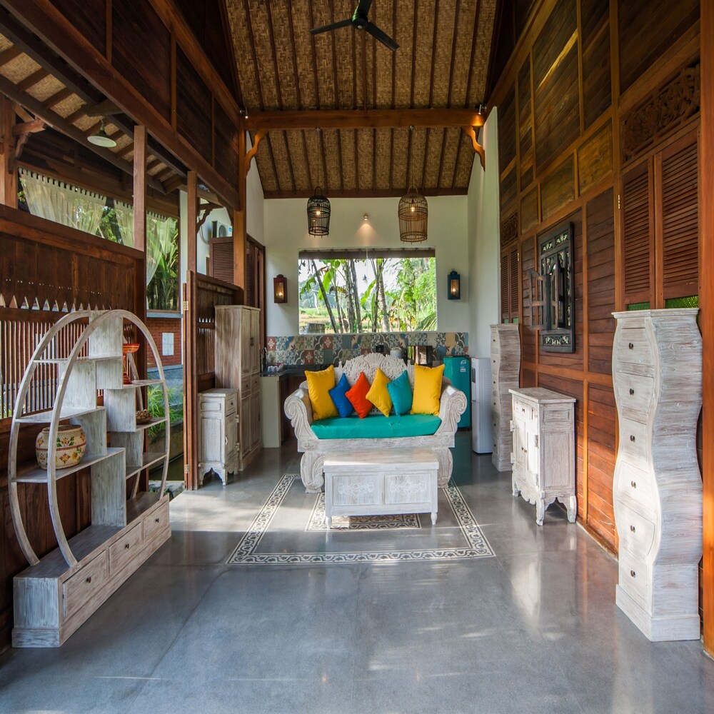 Villa Tirta Padi