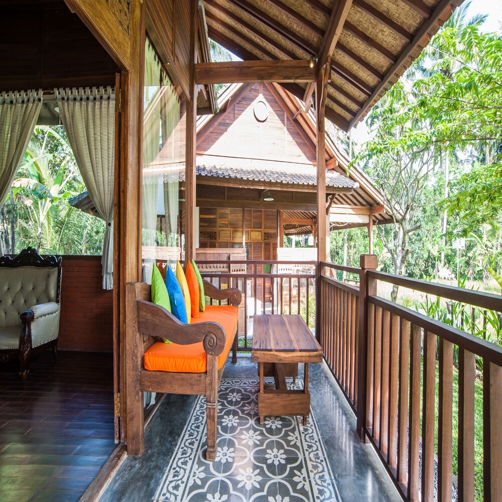 Villa Tirta Padi