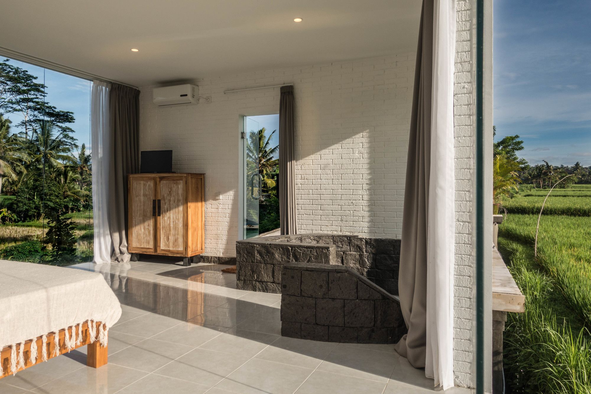 White Cubes Villa