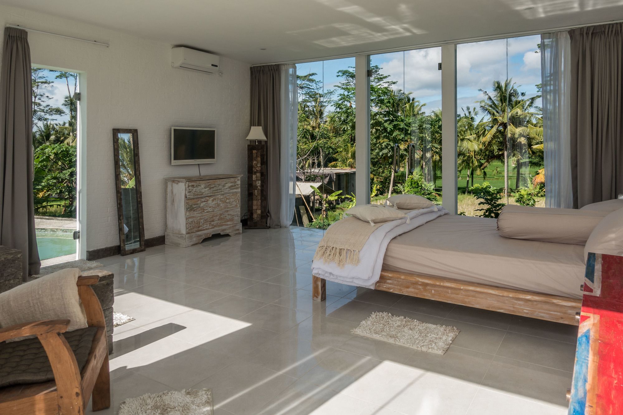 White Cubes Villa