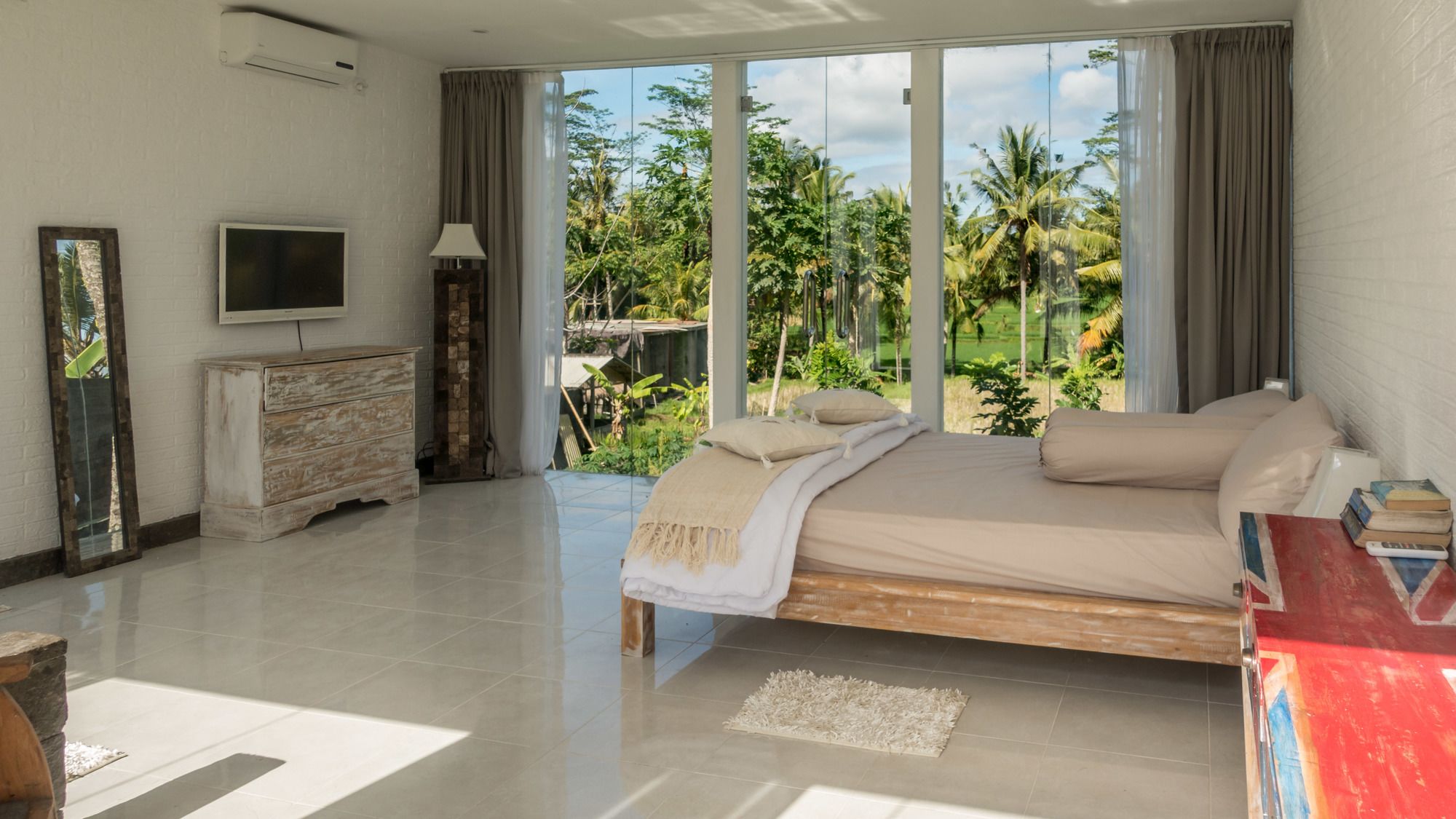 White Cubes Villa