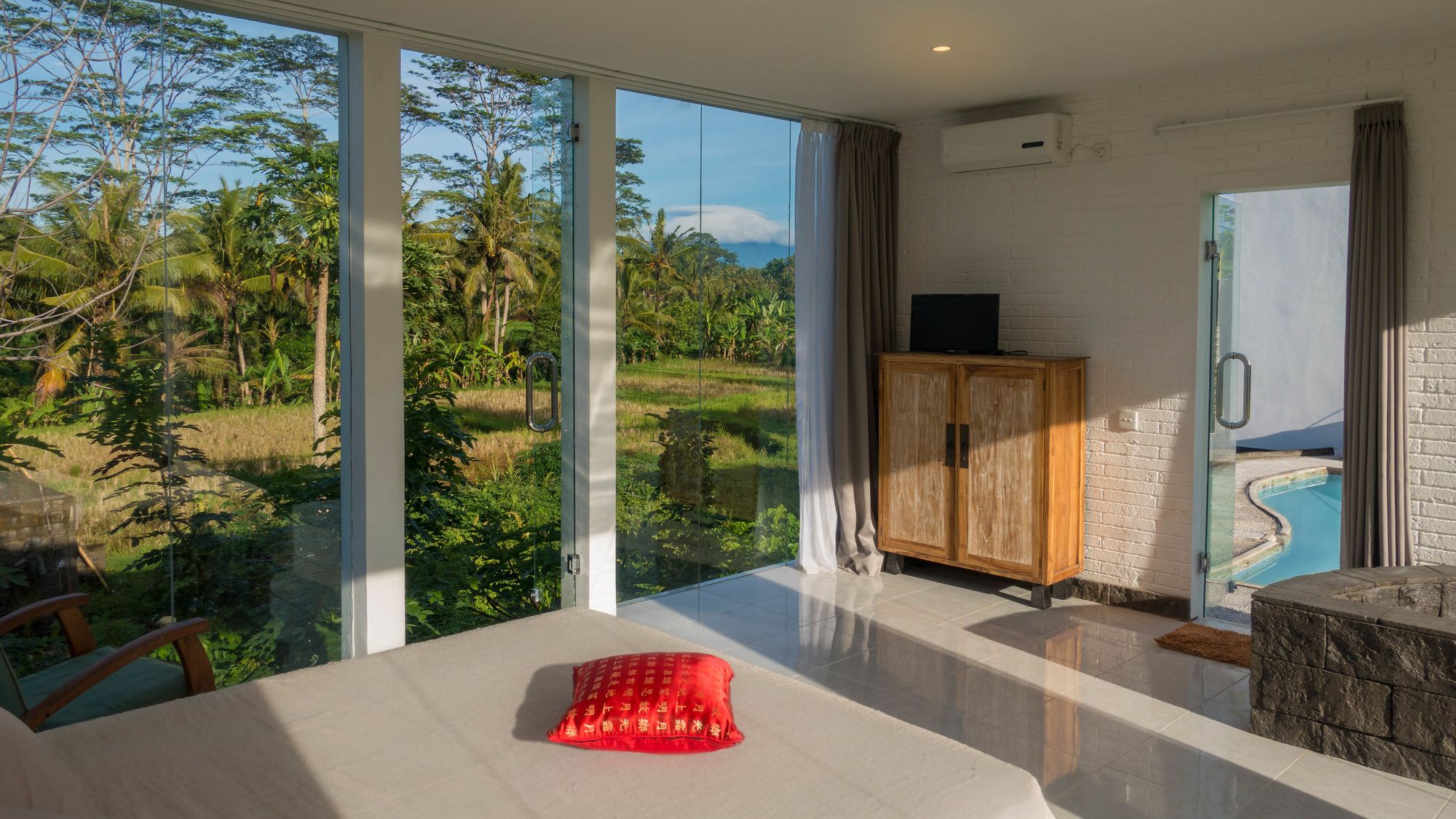 White Cubes Villa